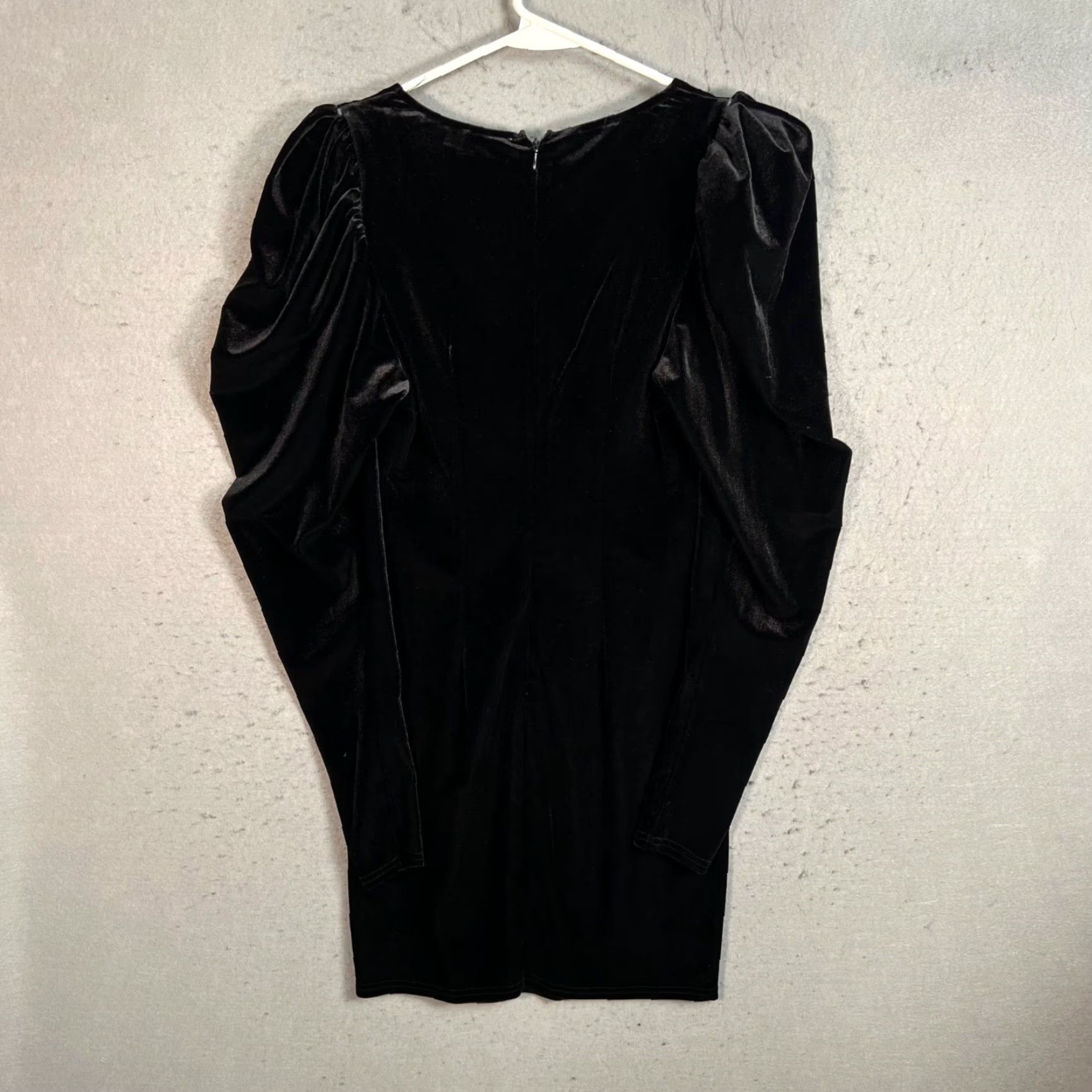 Vintage NA-KD x Hanna Weig Womens XS Black Velvet Puff Sleeve V-Neck Mini Dress Size XS / US 0-2 / IT 36-38 - 2 Thumbnail