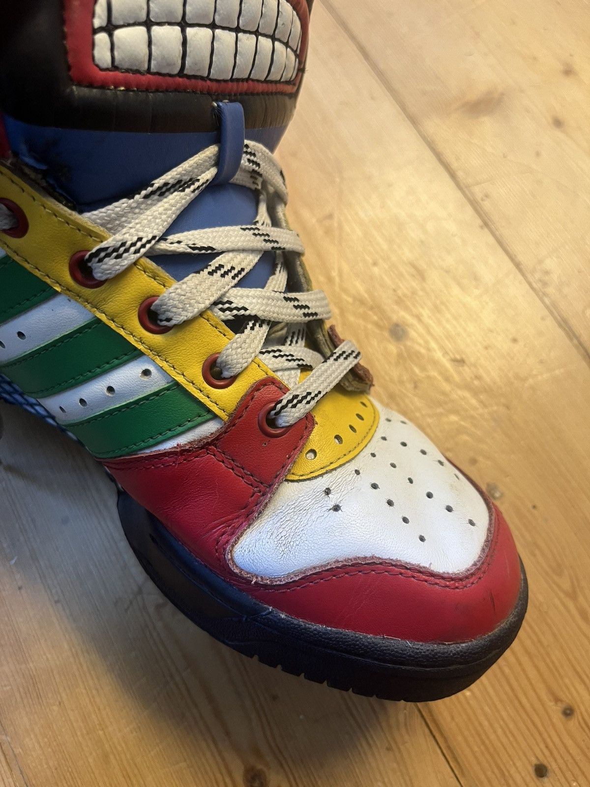 Adidas × Jeremy Scott Jeremy Scott Eagle Wings ‘Totem’ Size US 7.5 / EU 40-41 - 13 Thumbnail