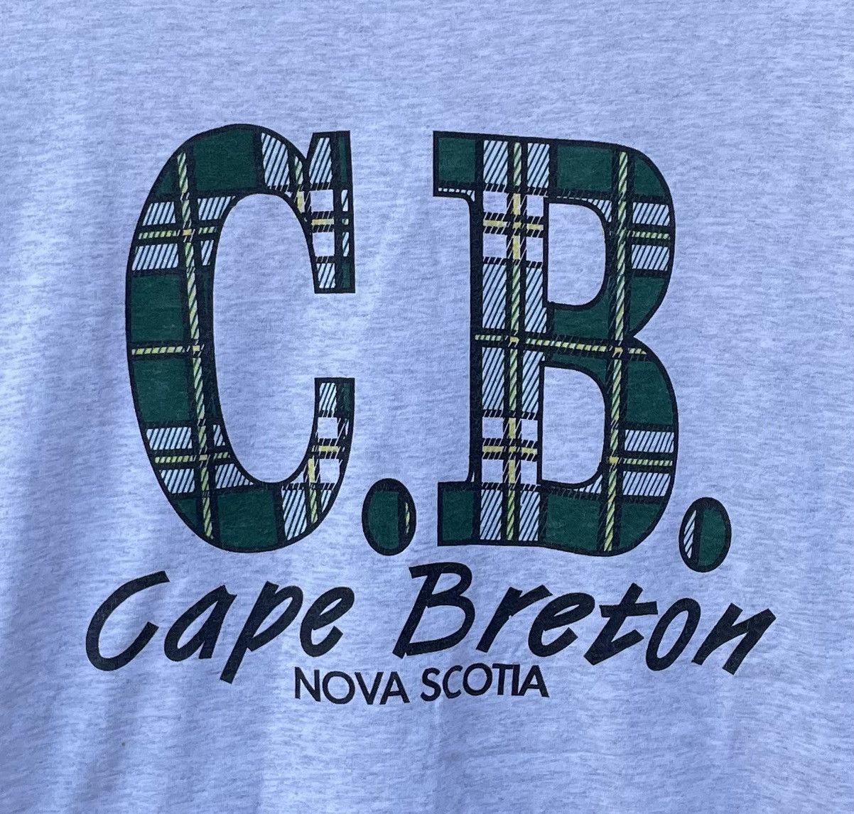 Fruit Of The Loom vintage nova scotia travel shirt mens size L Size US L / EU 52-54 / 3 - 3 Thumbnail