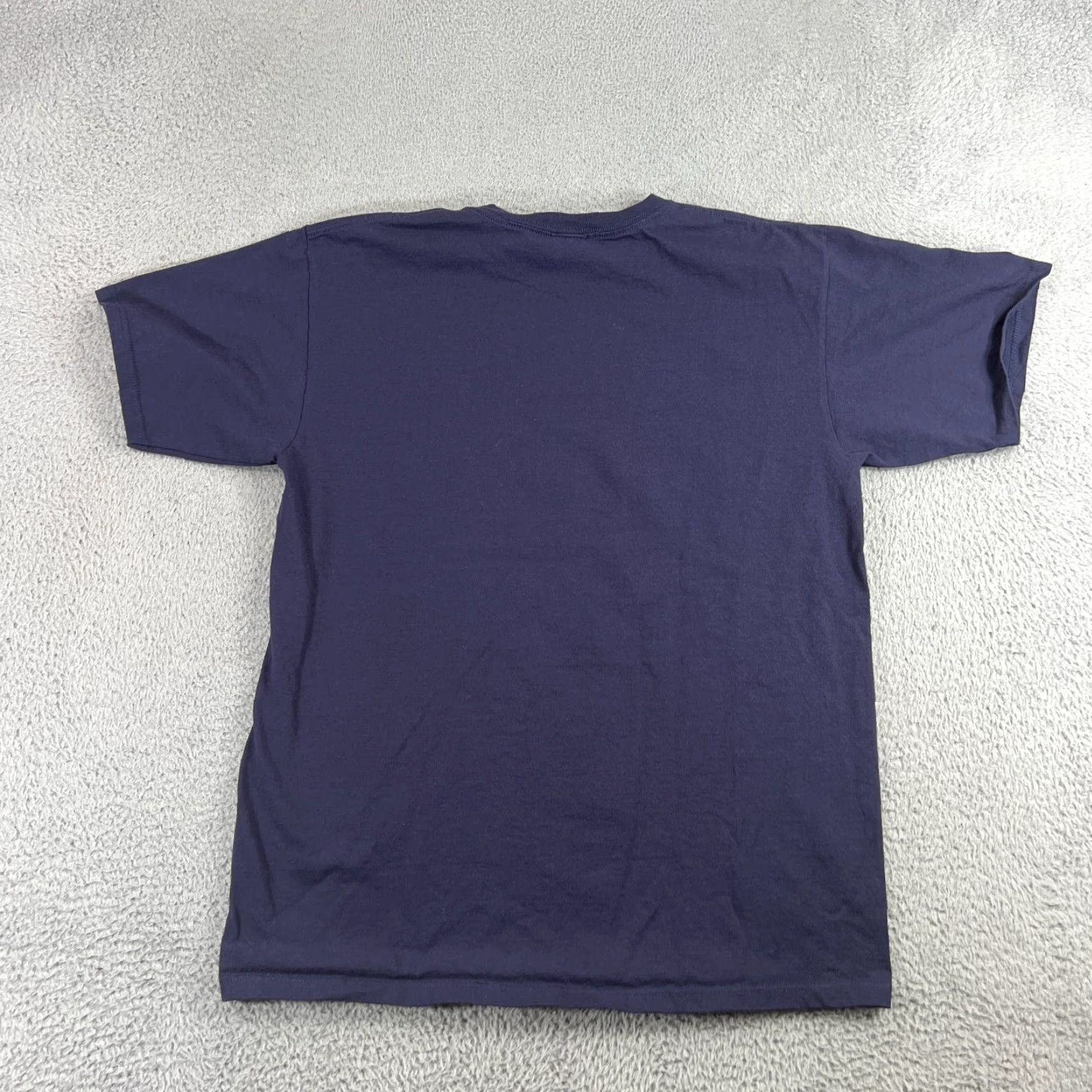 Vintage VINTAGE Six Flags Batman Dark Knight T-Shirt Men Size L Blue Amusement Park 2000s Size US L / EU 52-54 / 3 - 7 Thumbnail