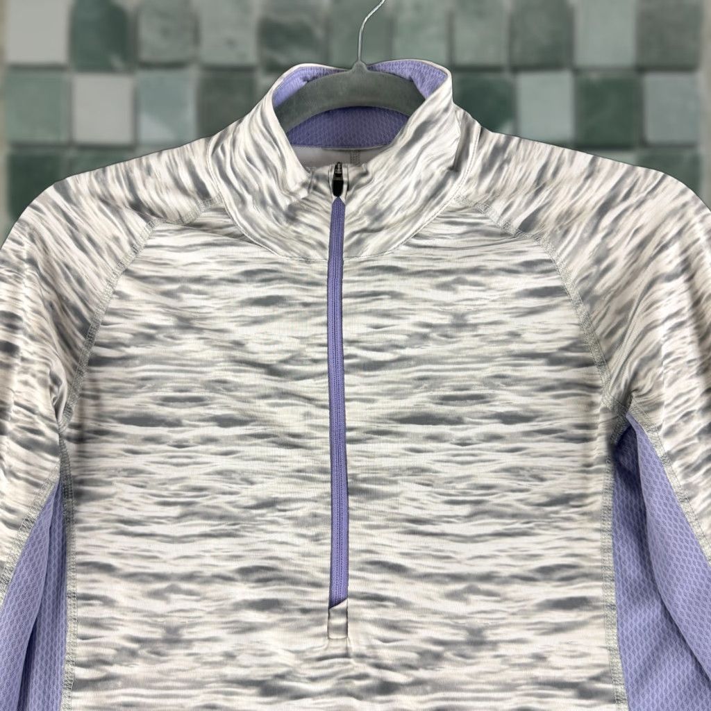 Patagonia Patagonia All Weather Shirt Womens Small Gray Purple 1/4 Zip Mock Neck Stretch Shirt Size S / US 4 / IT 40 - 1 Thumbnail