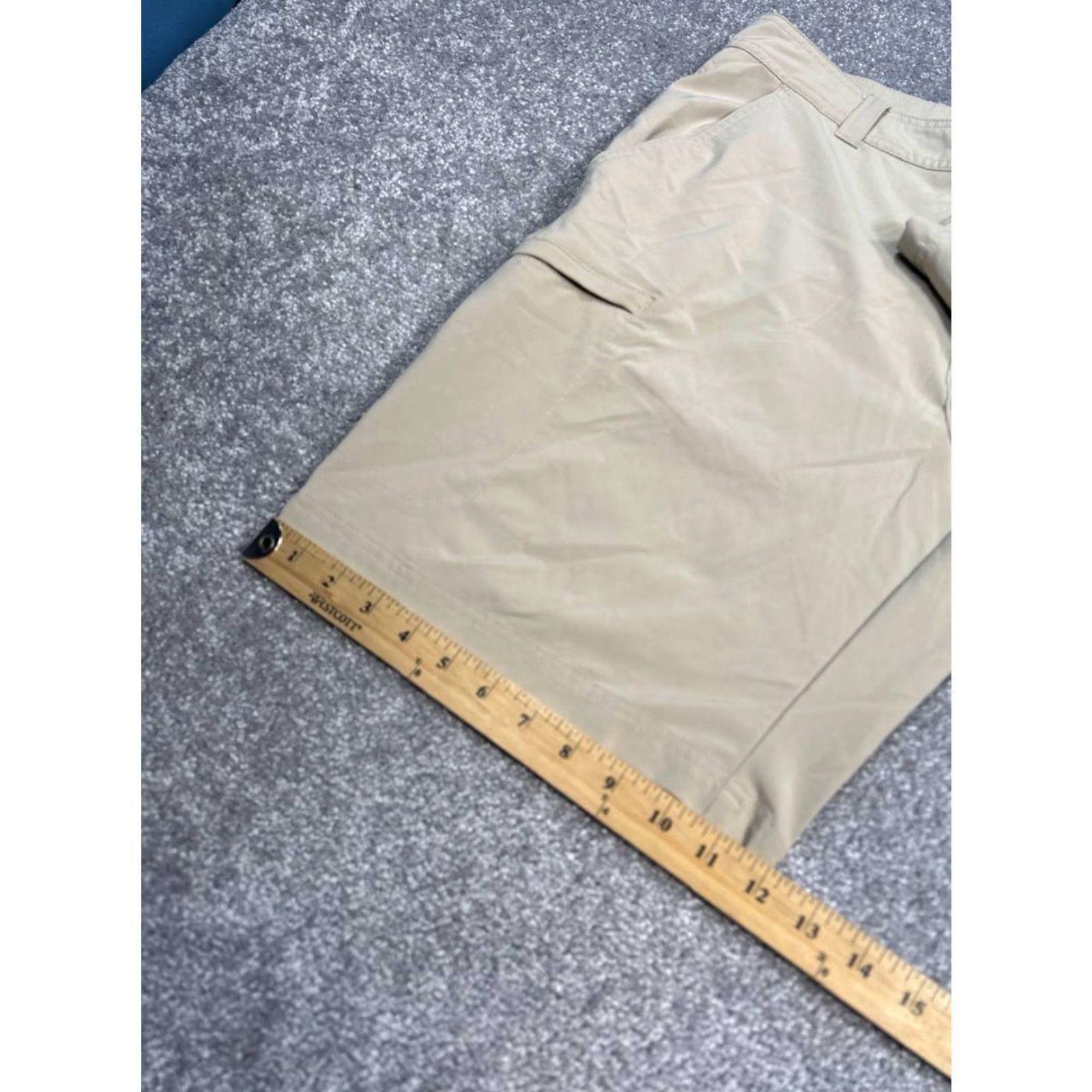 Vintage Columbia Cargo Shorts Men 36 Beige Polyester Elastane Front Flat Front Pockets Regular Size US 36 / EU 52 - 6 Thumbnail