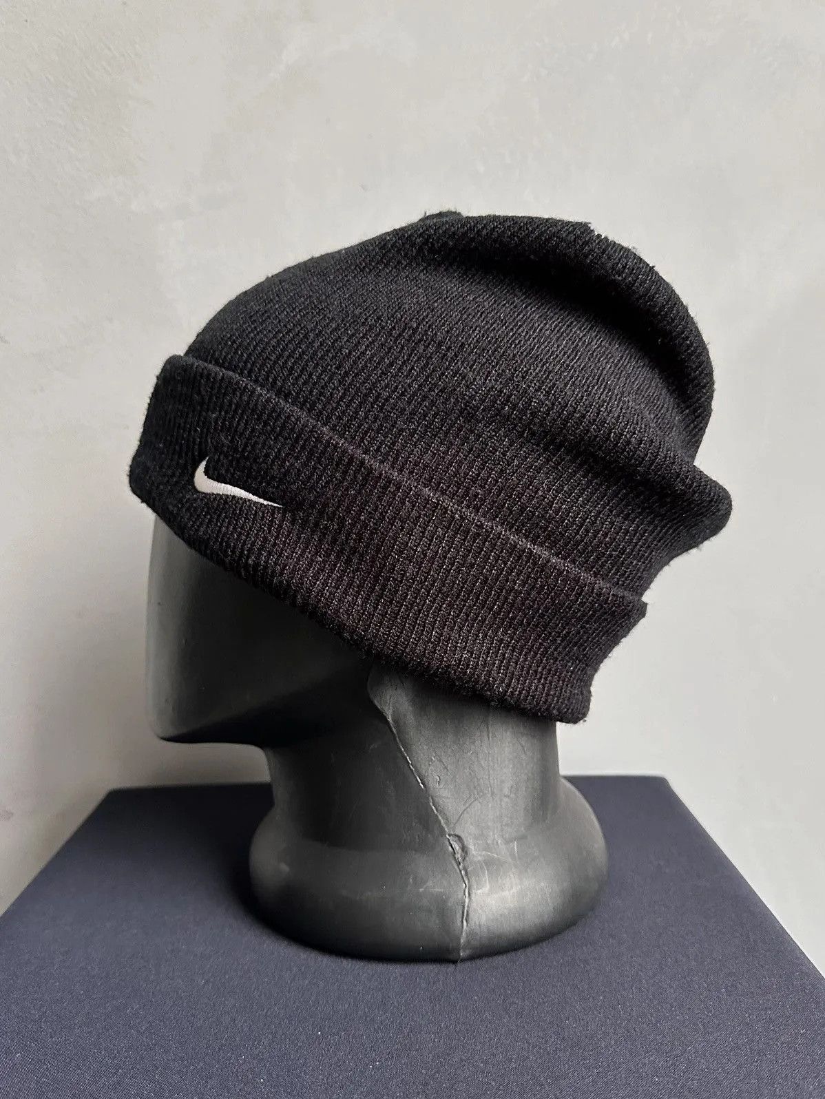 Goretex Nike White Beanie Streetwear Y2K Outdoor Arcteryx Style Size ONE SIZE - 2 Thumbnail