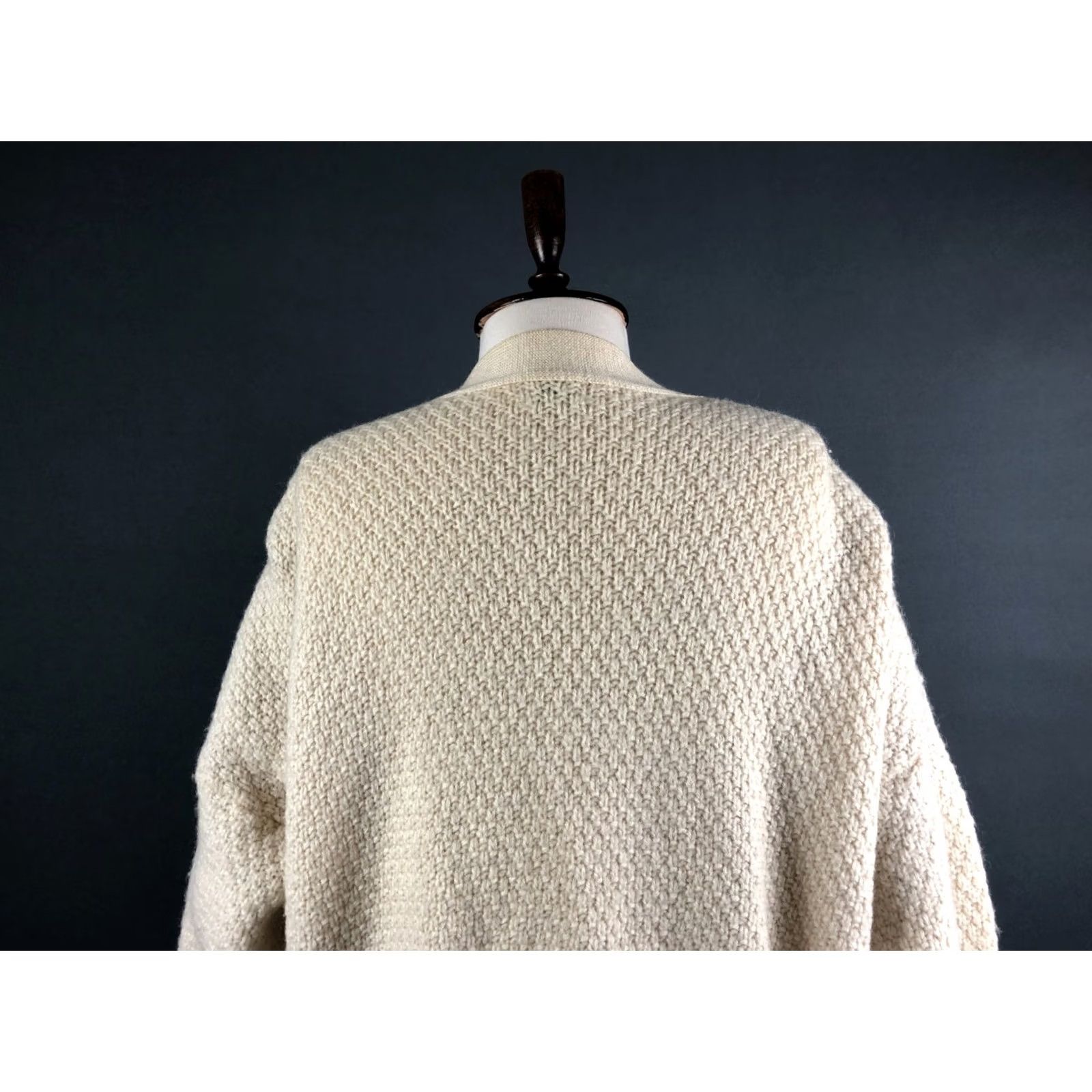 Vintage Aran Cardigan Mens XL Ivory Pure New Wool Wool Knit Cable-V-Neck Button Shirt Sweater Classic Vintage No Size US XL / EU 56 / 4 - 5 Thumbnail