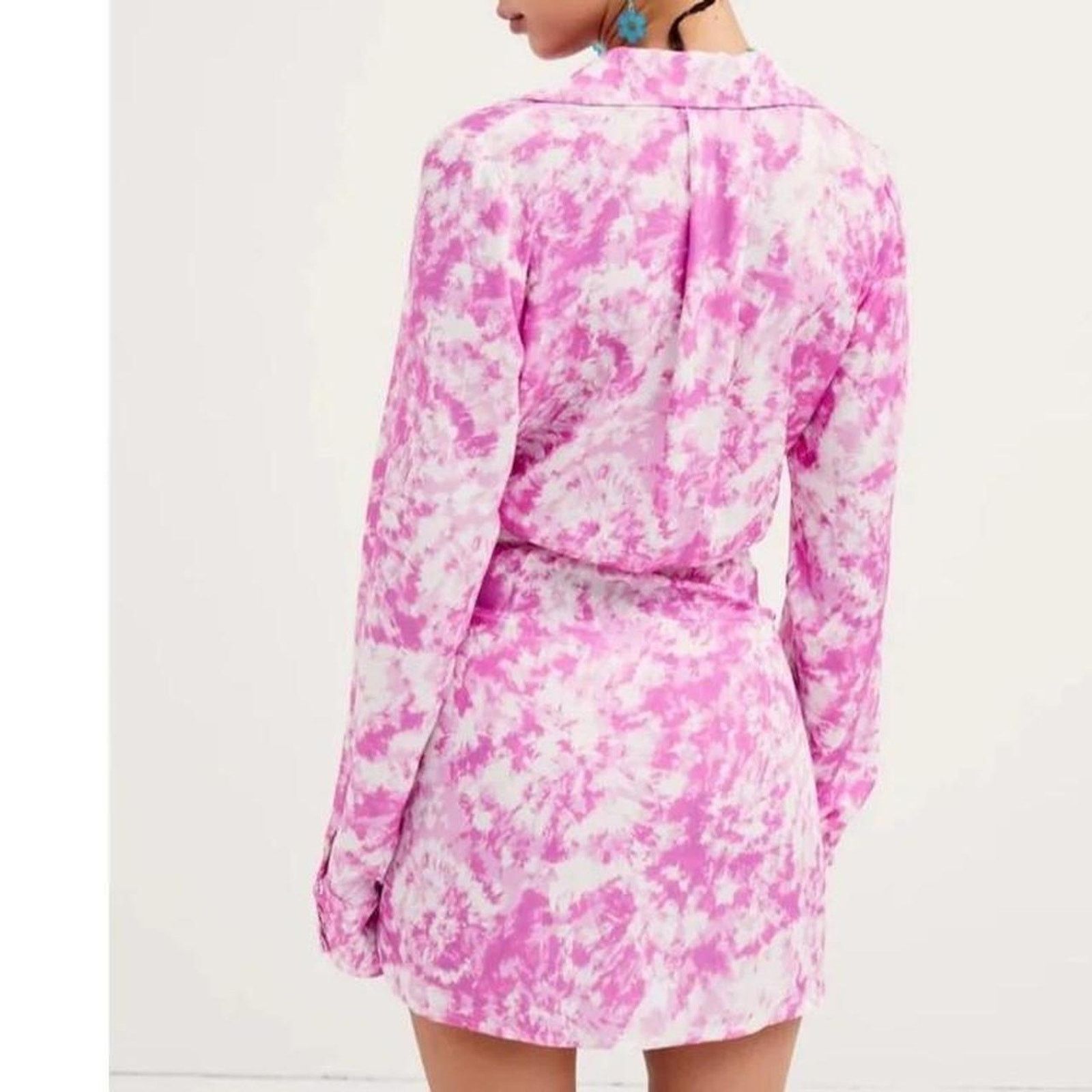 For Love & Lemons For Love & Lemons Devon Mini Shirt Dress In Size Small. Size S / US 4 / IT 40 - 4 Thumbnail
