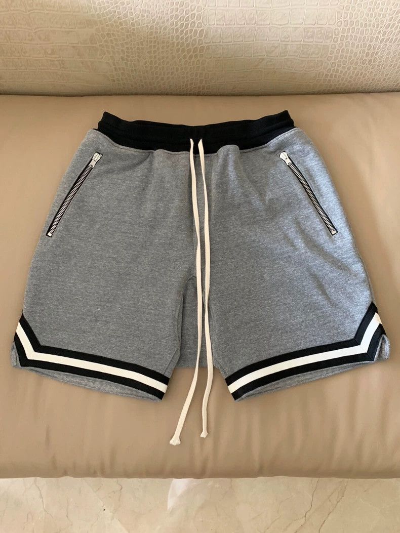 Fear of God Fear of God Main line shorts Size US 30 / EU 46 - 1 Thumbnail