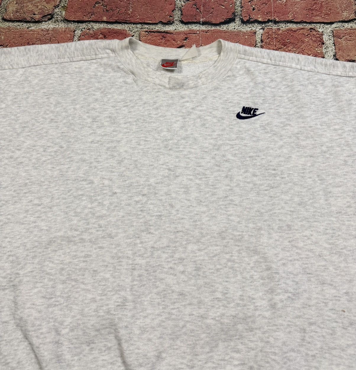 Nike Vintage 90s Nike Air Swoosh Spell Out Crewneck Sweatshirt Size US L / EU 52-54 / 3 - 7 Thumbnail