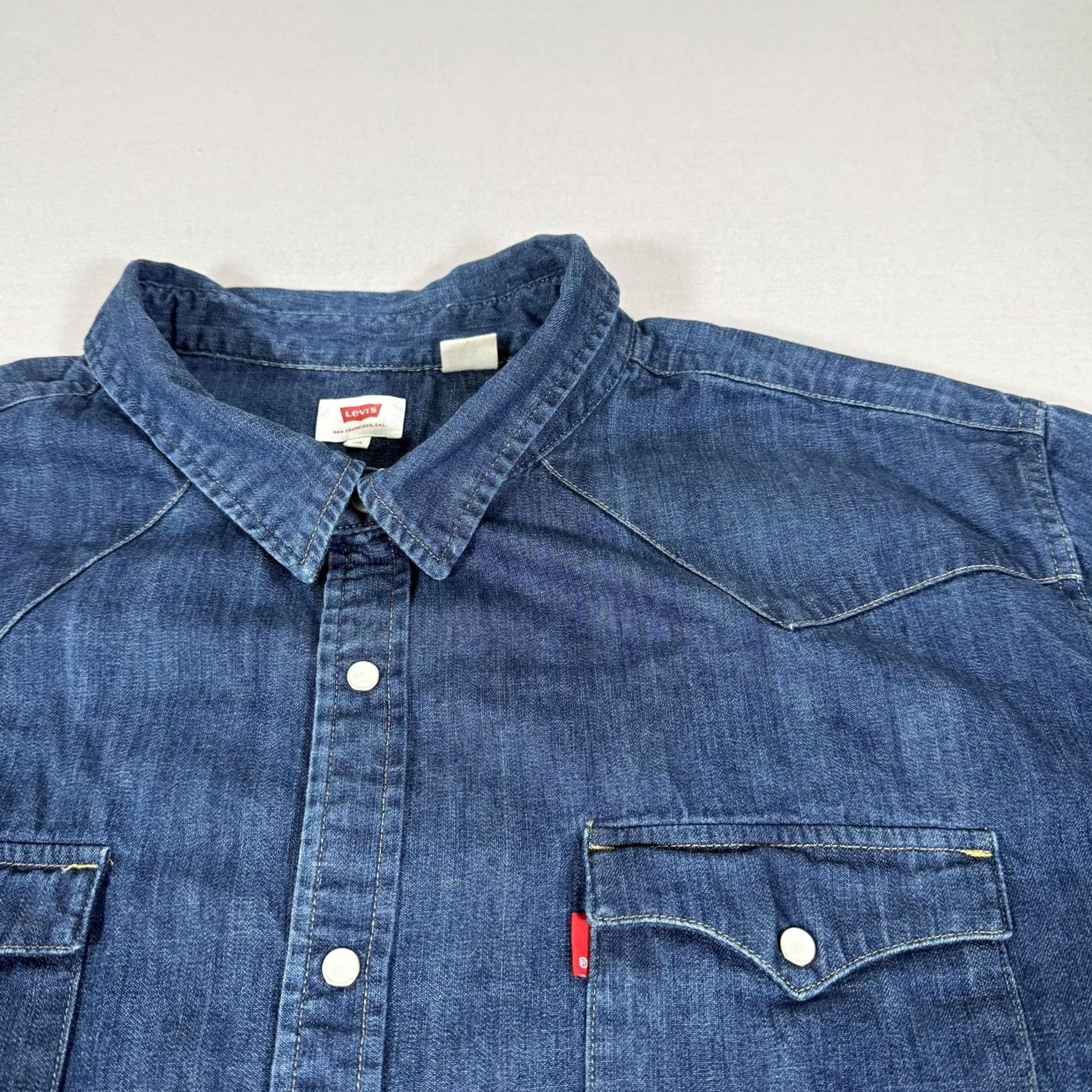 Levi's VINTAGE Levis Shirt Mens 4XL Blue Denim Jean Pearl Snap Western Cowboy Cotton Work Shirt Size US XXL / EU 58 / 5 - 3 Thumbnail