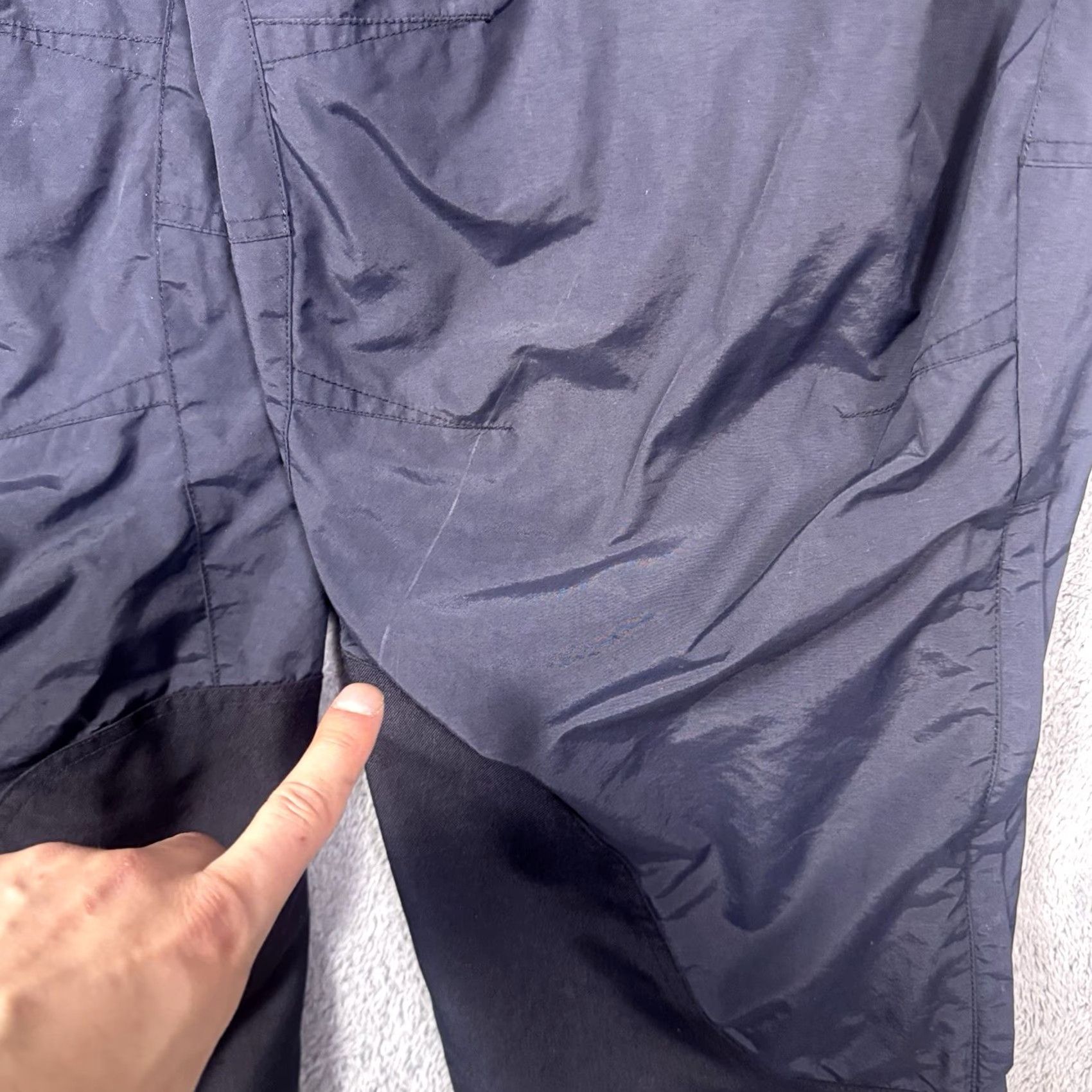 Vintage L.L. Bean Snow Pants Men's XL Black Snow Pants 0AAW8 Snowboard Ski Winter Snow Pants Mens XL Black Size US 36 / EU 52 - 3 Thumbnail