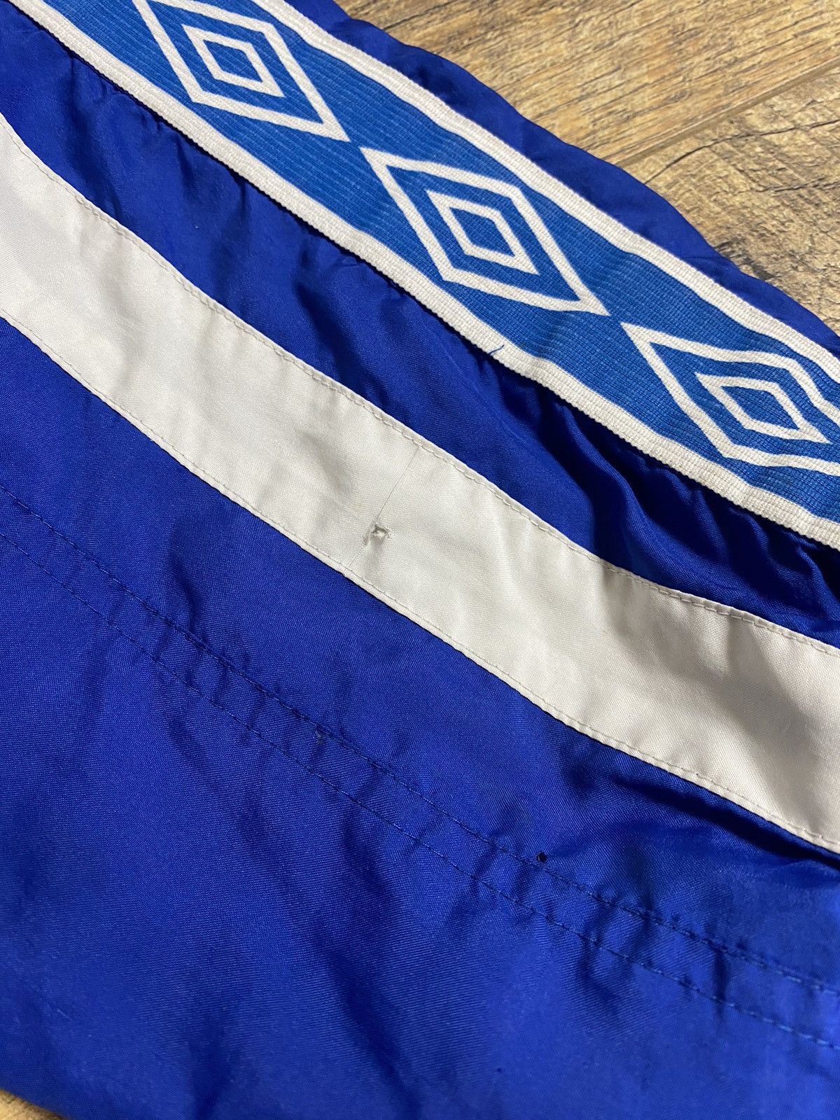 Umbro Vintage Umbro FK Haugesund Football Jacket XL Paal Wilson Size US XL / EU 56 / 4 - 7 Thumbnail