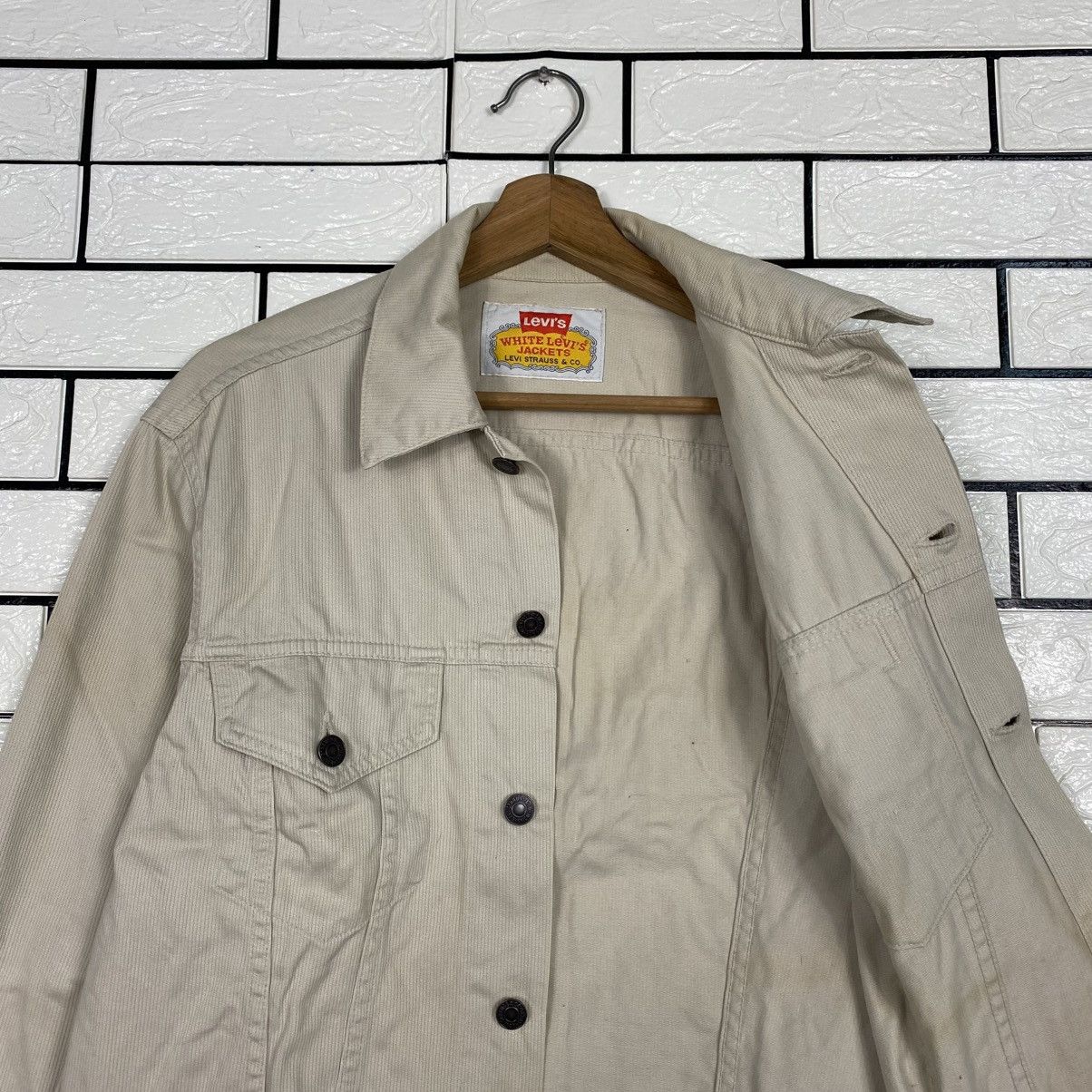 Levi's 📌Vintage Trucker Corduroy Jacket White Levi's Jackets Size US XXS / EU 40 - 14 Thumbnail
