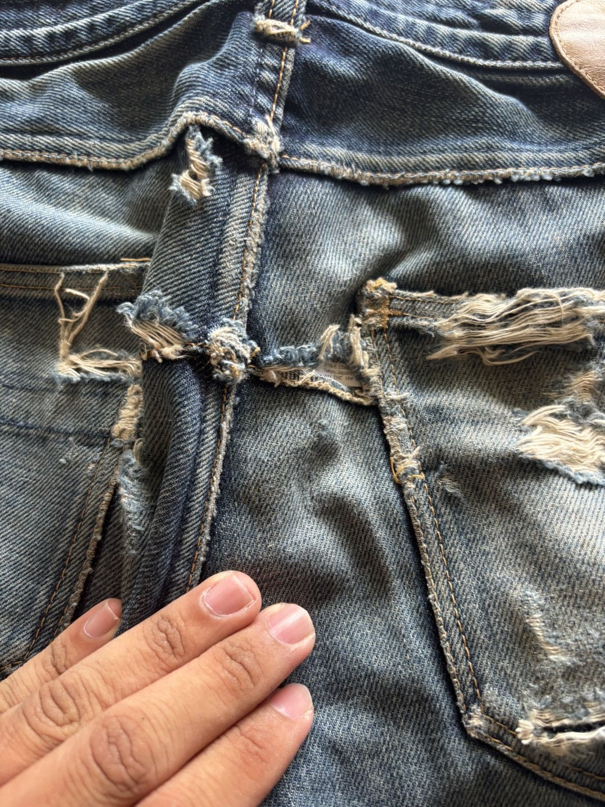 Number (N)ine DISTRESSED NUMBER (N)INE BIRDS DOUBLE KNEE CARPENTER DENIM Size US 32 / EU 48 - 20 Thumbnail