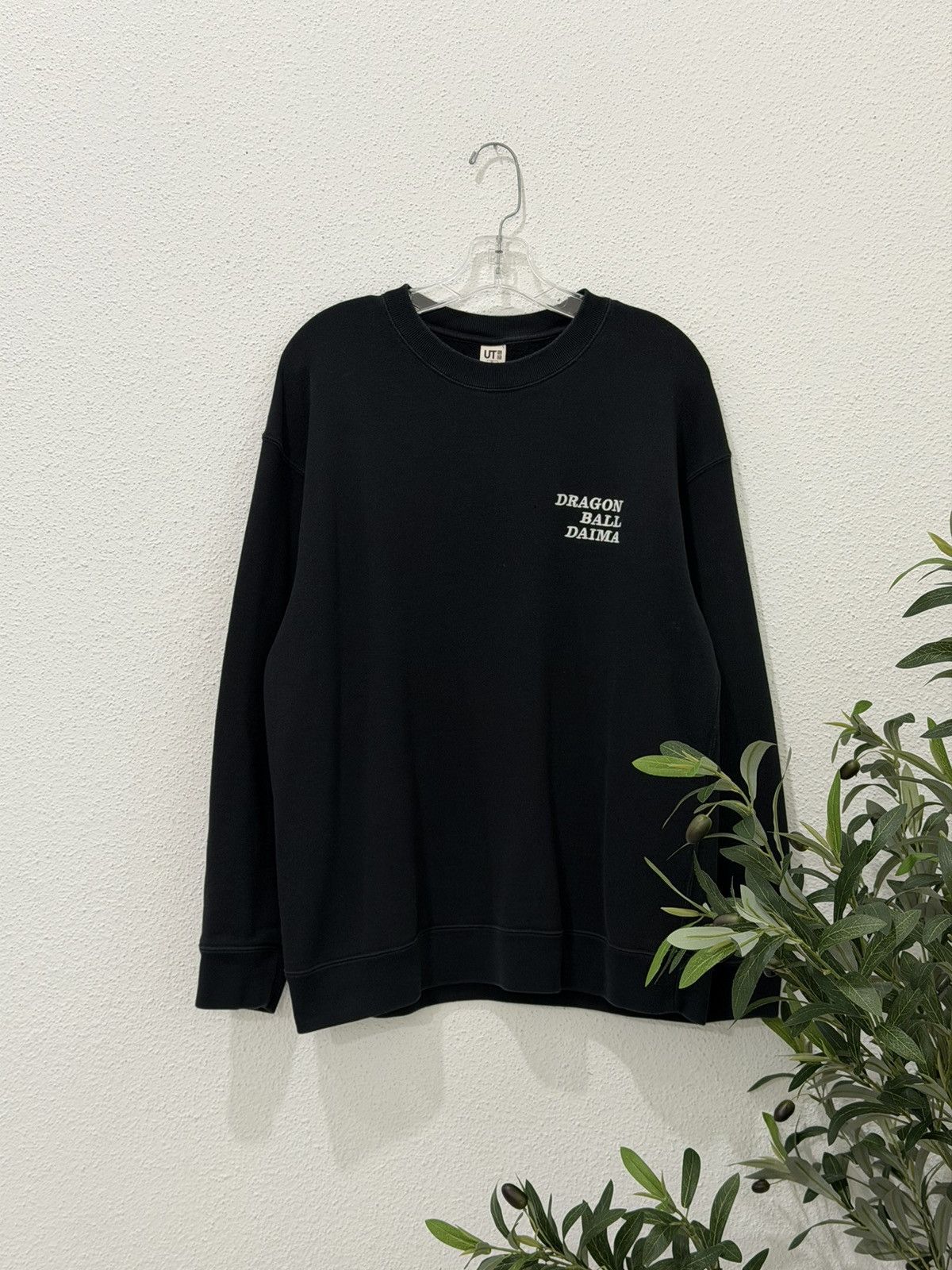 Uniqlo UNIQLO Dragon Ball Daima UT Sweatshirt Black LS japan Anime Size US XL / EU 56 / 4 - 3 Thumbnail