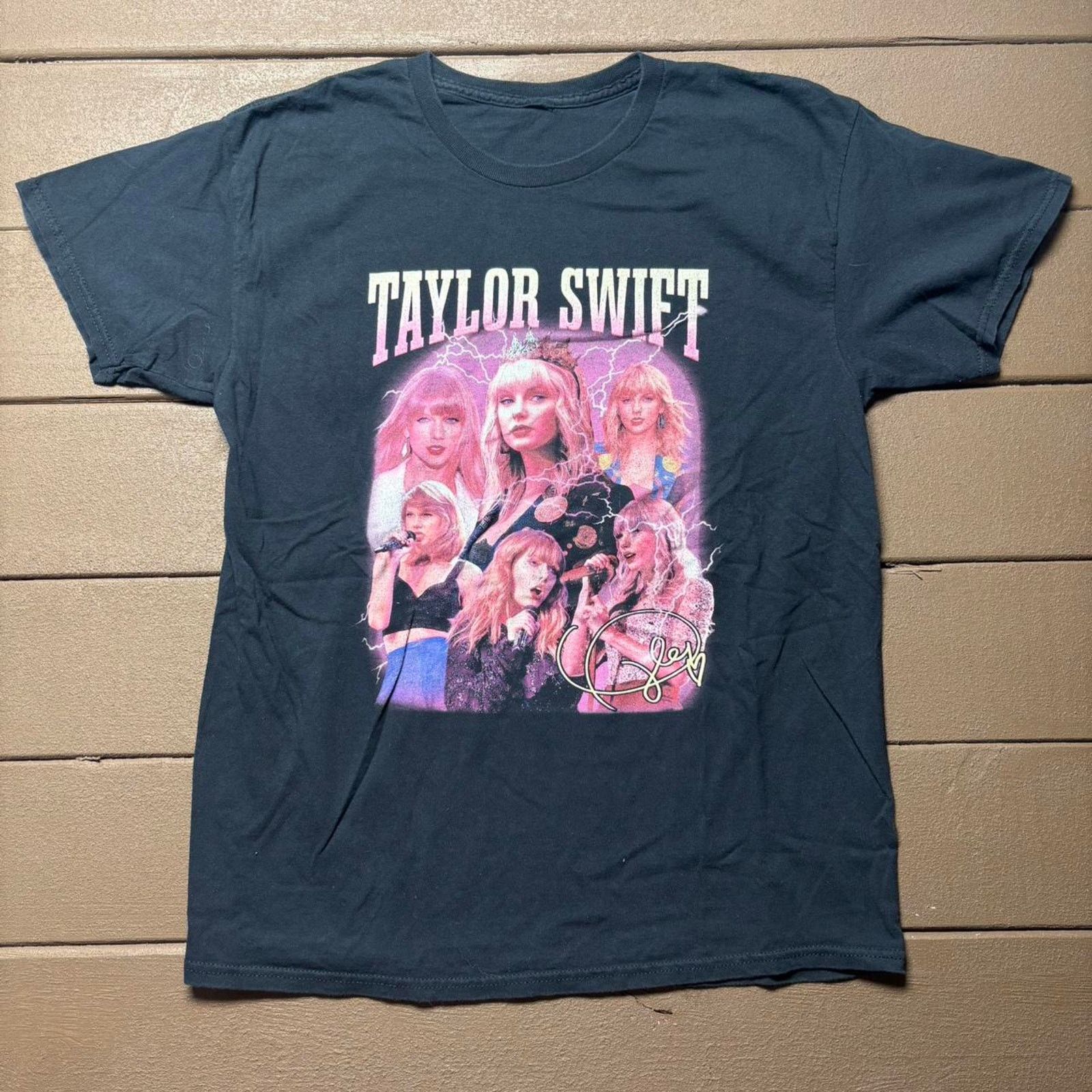 Other Black Taylor swift graphic shirt Size M / US 6-8 / IT 42-44 - 1 Thumbnail
