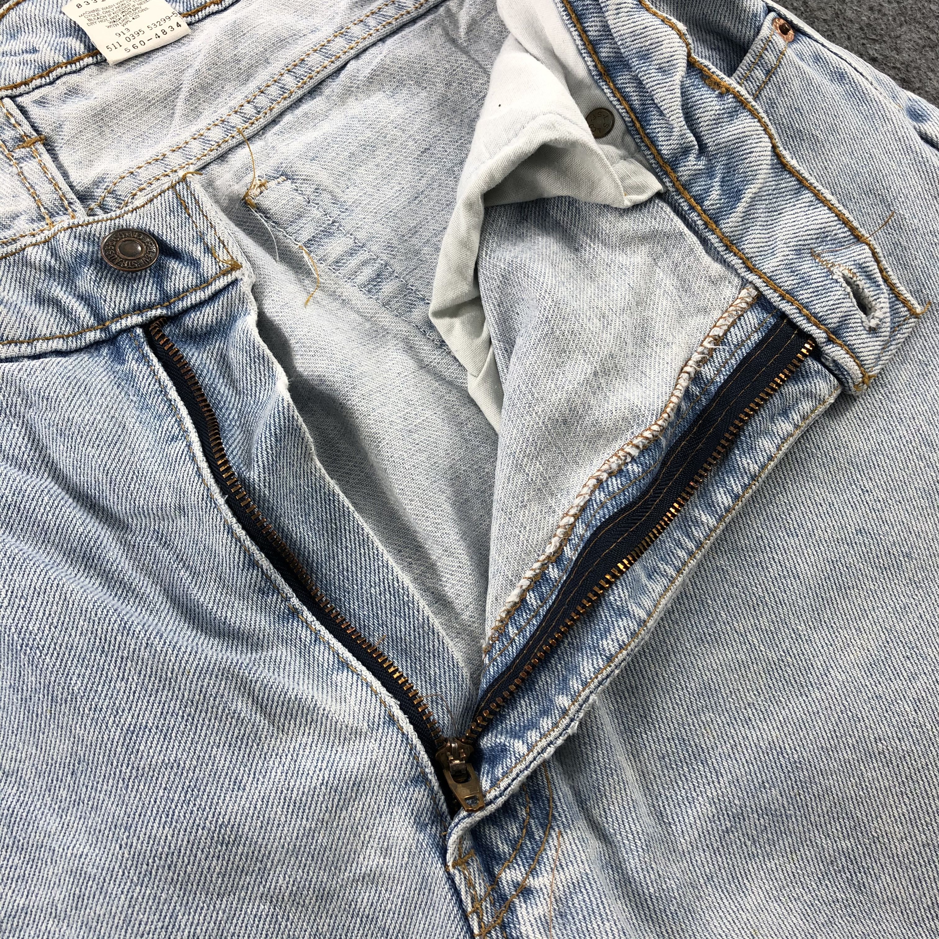 Levi's × Vintage 90s Vintage Light Wash Levis 560 Jeans-JM1759 Size US 36 / EU 52 - 7 Thumbnail