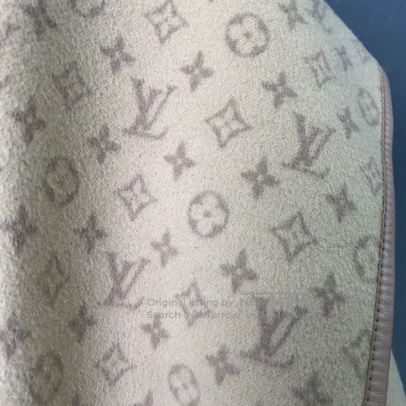 Louis Vuitton Louis Vuitton Caramel double-breasted with logo inside coa Size XS / US 0-2 / IT 36-38 - 5 Thumbnail