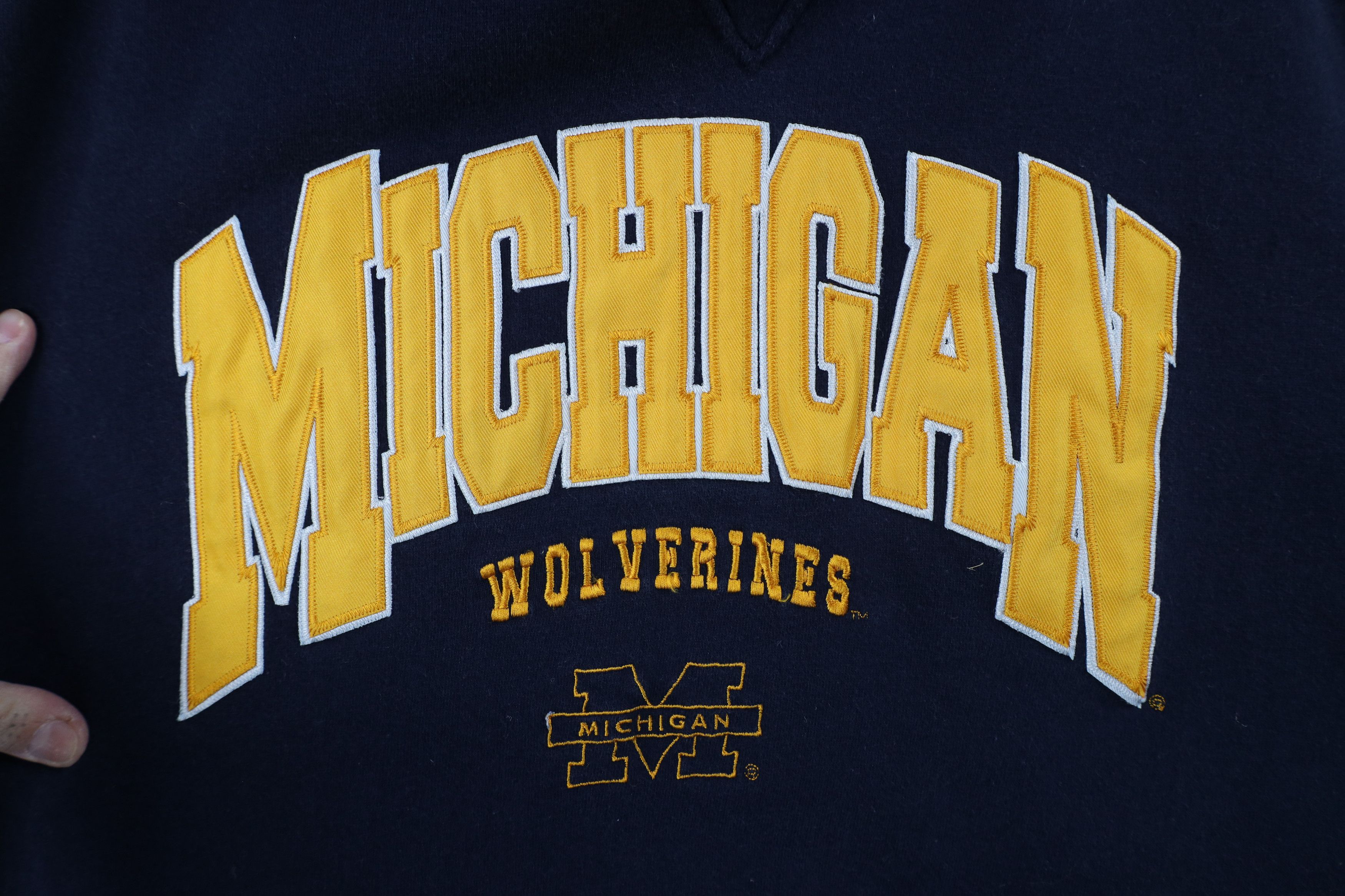 Vintage Vintage 90s Heavyweight University of Michigan Sweatshirt Size US L / EU 52-54 / 3 - 4 Thumbnail