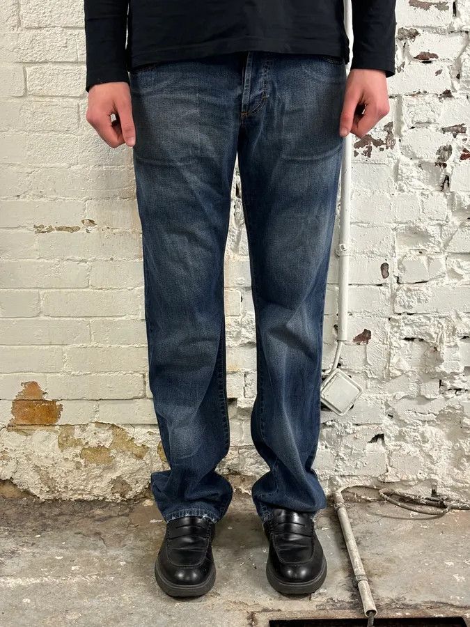 Dolce & Gabbana AW2003 Dolce & Gabbana Blue Denim Logo Patch Jeans Size US 33 - 2 Thumbnail