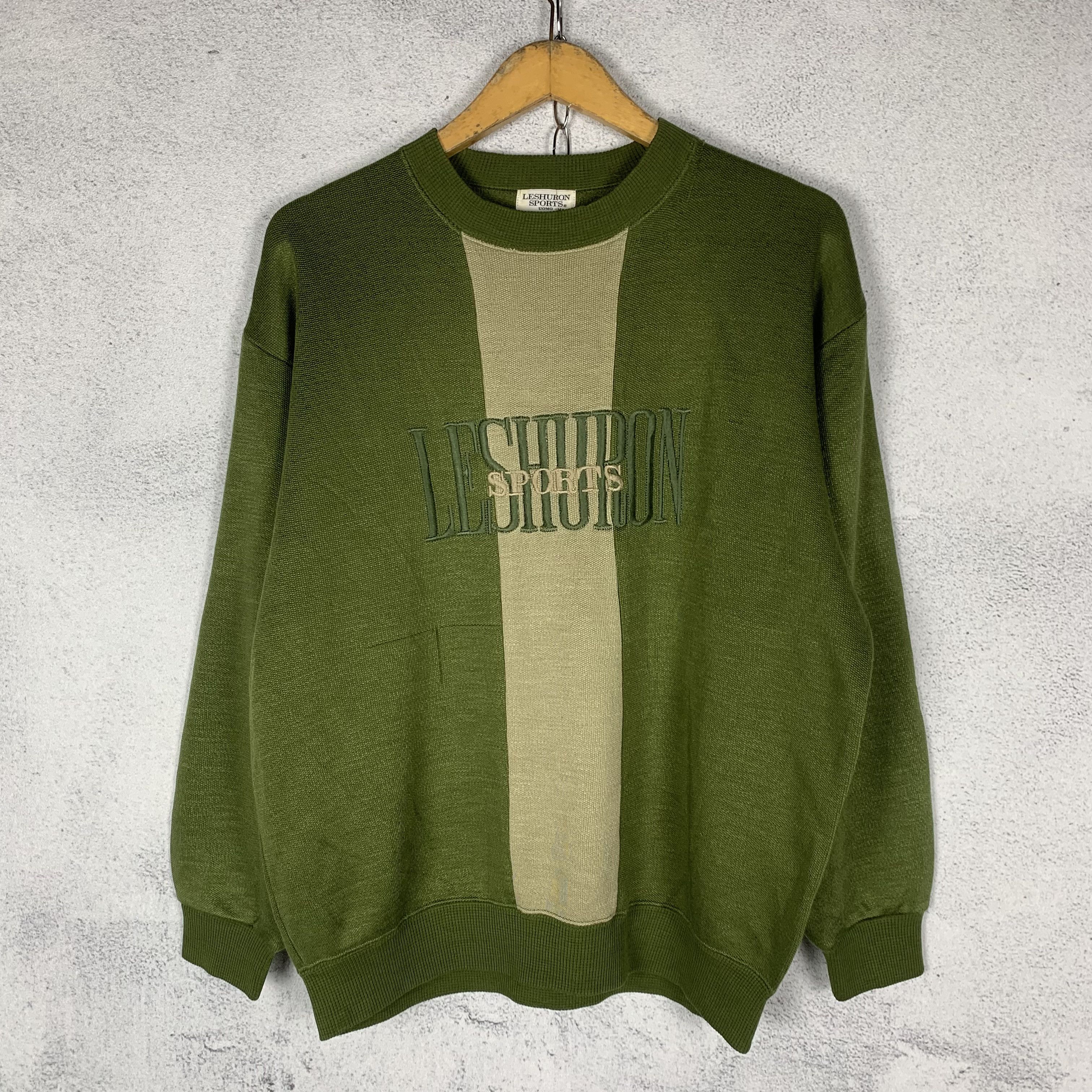Vintage Vintage Leshuron Sports Sweatshirt Crewneck Size US M / EU 48-50 / 2 - 1 Thumbnail