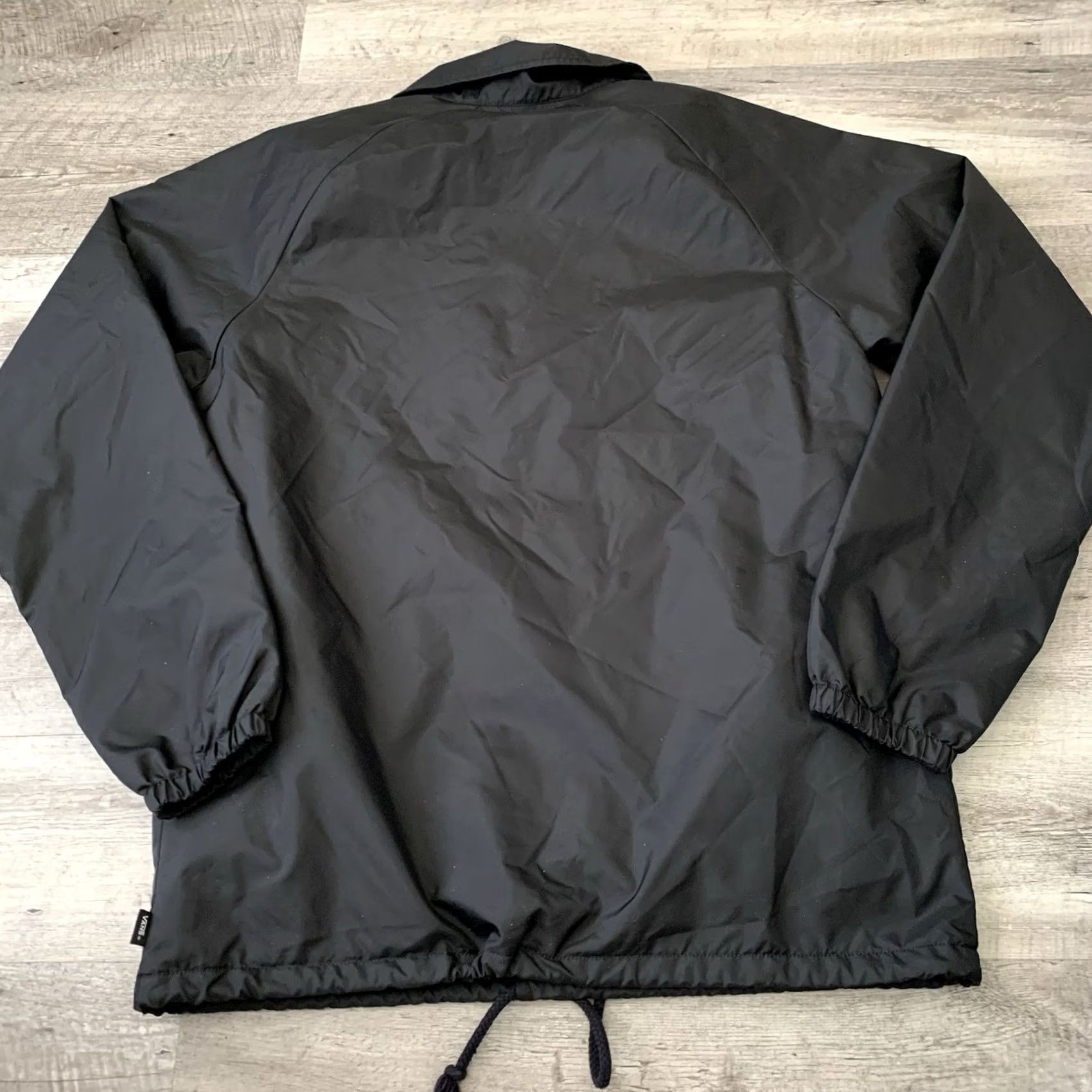 Vans VANS Logo Windbreaker Jacket Mens Small Black Lightweight Nylon Snap Button Size US S / EU 44-46 / 1 - 5 Thumbnail
