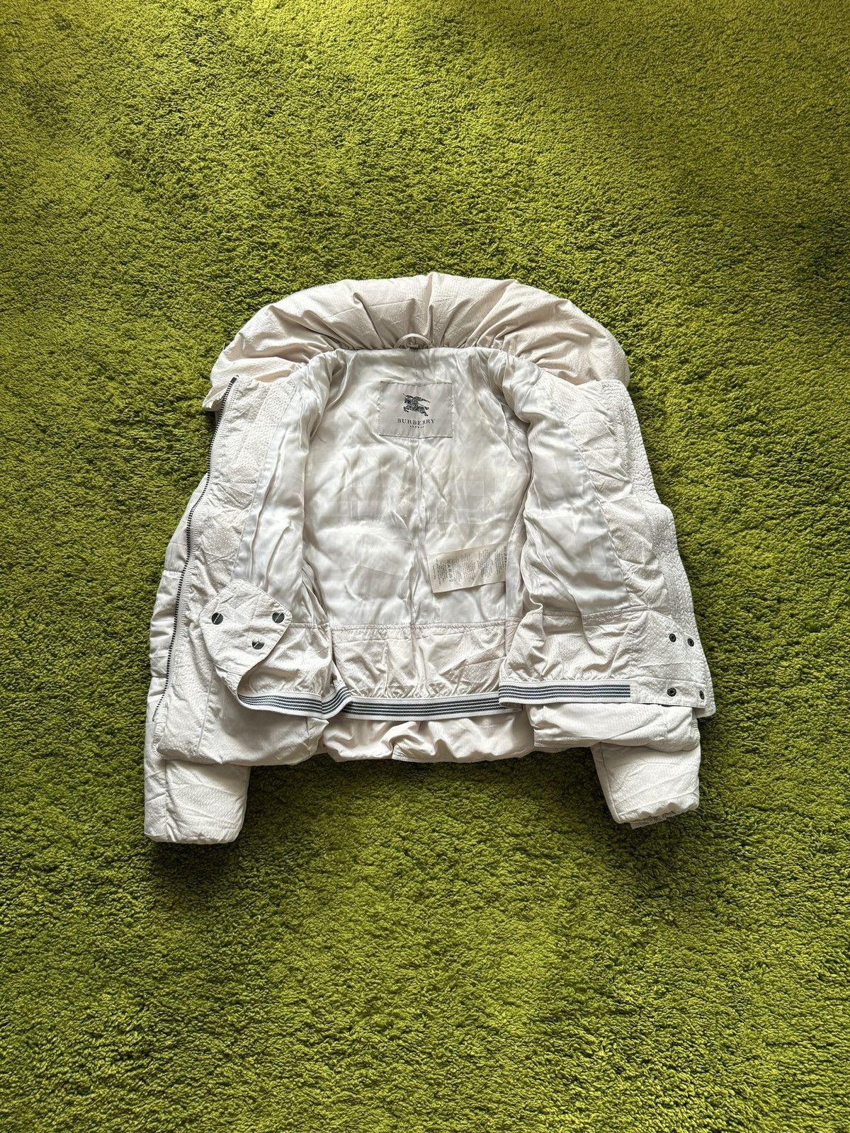 Burberry × Designer Burberry ivory down puffer jacket Size S / US 4 / IT 40 - 2 Thumbnail