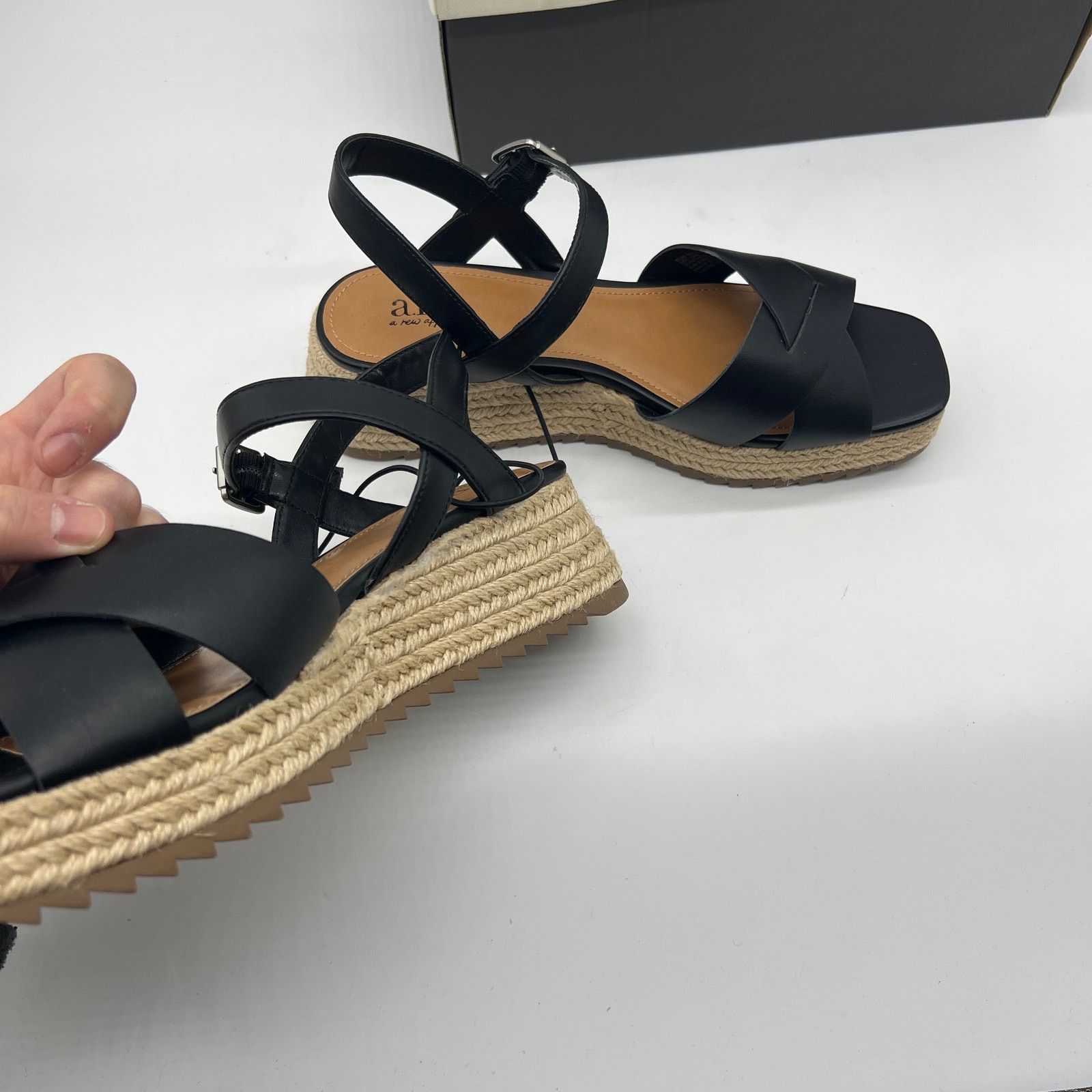 Other a.n.a Womens Eloise Wedge Sandals Black Casual Sh Size US 8.5 / IT 38.5 - 10 Thumbnail