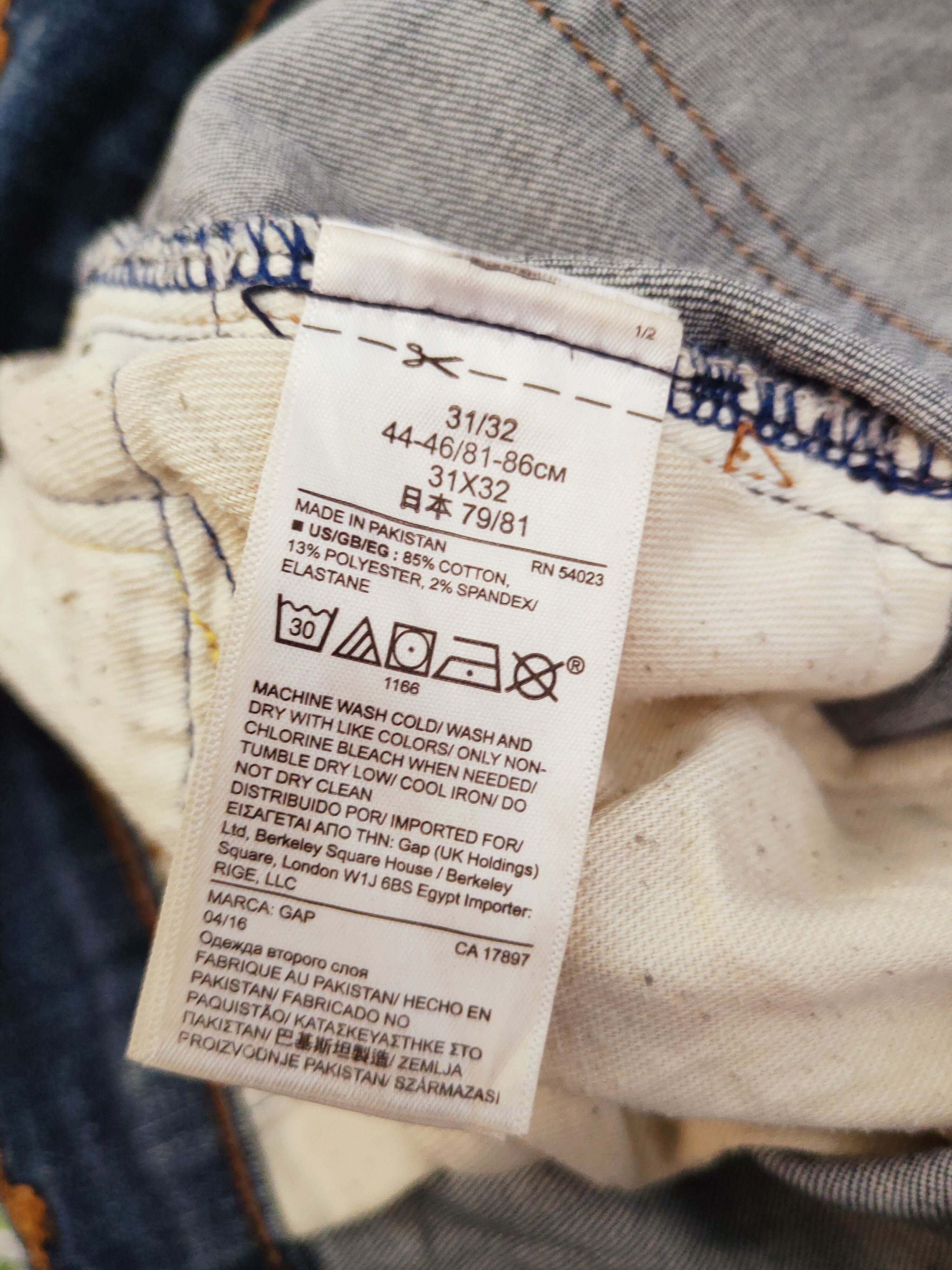 Gap Gap Dark Blue Distressed Ripped Jeans #S2693 Size US 32 / EU 48 - 14 Thumbnail