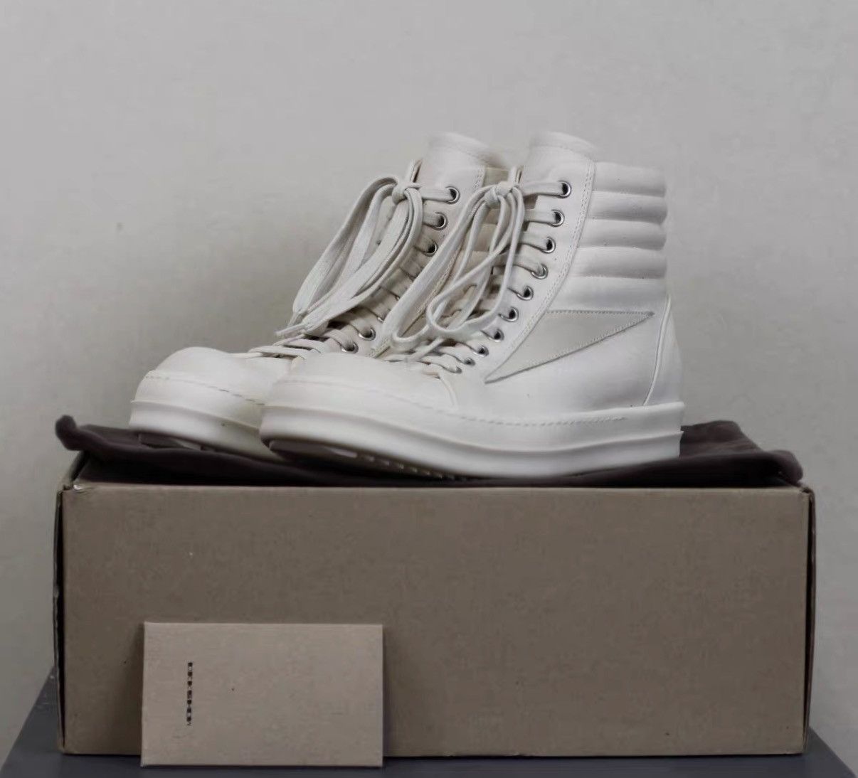 Rick Owens Great price on a new-season RO Rick Owens DRKSHDW Size US 8 / EU 41 - 1 Thumbnail