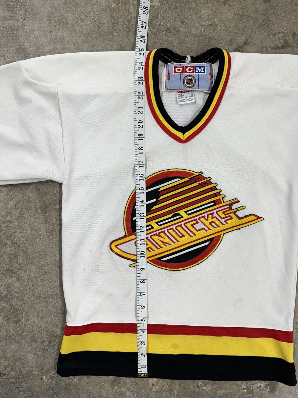 Ccm Vintage 90s CCM Vancouver Canucks Flying Skate Jersey Size US XS / EU 42 / 0 - 19 Thumbnail