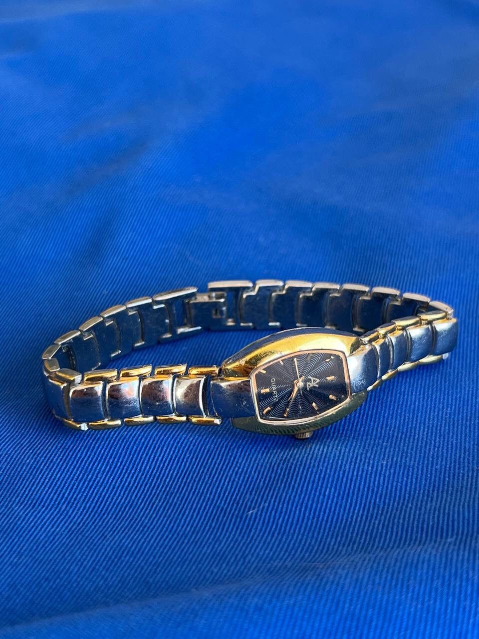 Japanese Brand × Vintage Vintage Gold/Chrome Japanese style futuristic Watch Japan Size ONE SIZE - 2 Thumbnail