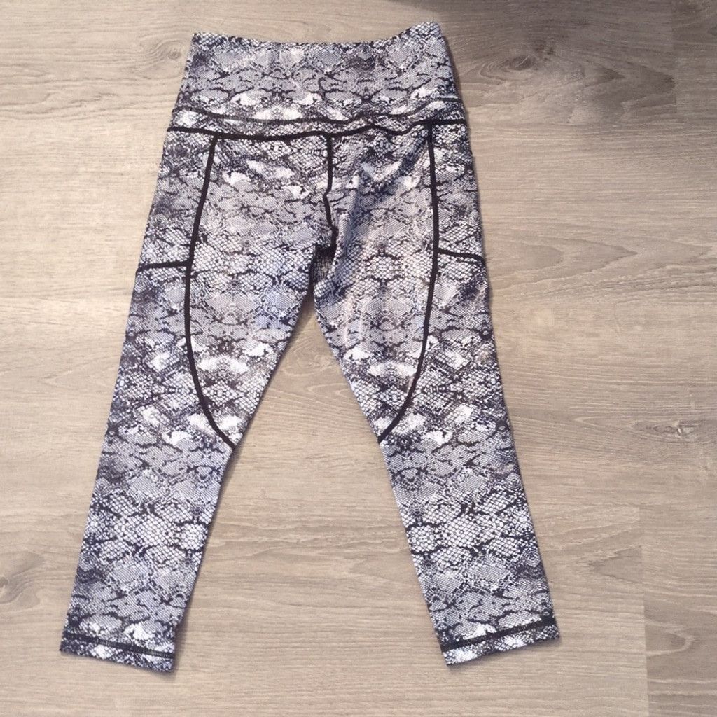 Other Zyia Cobra Metallic Leggings Size 4 Size 27" / US 4 / IT 40 - 5 Thumbnail