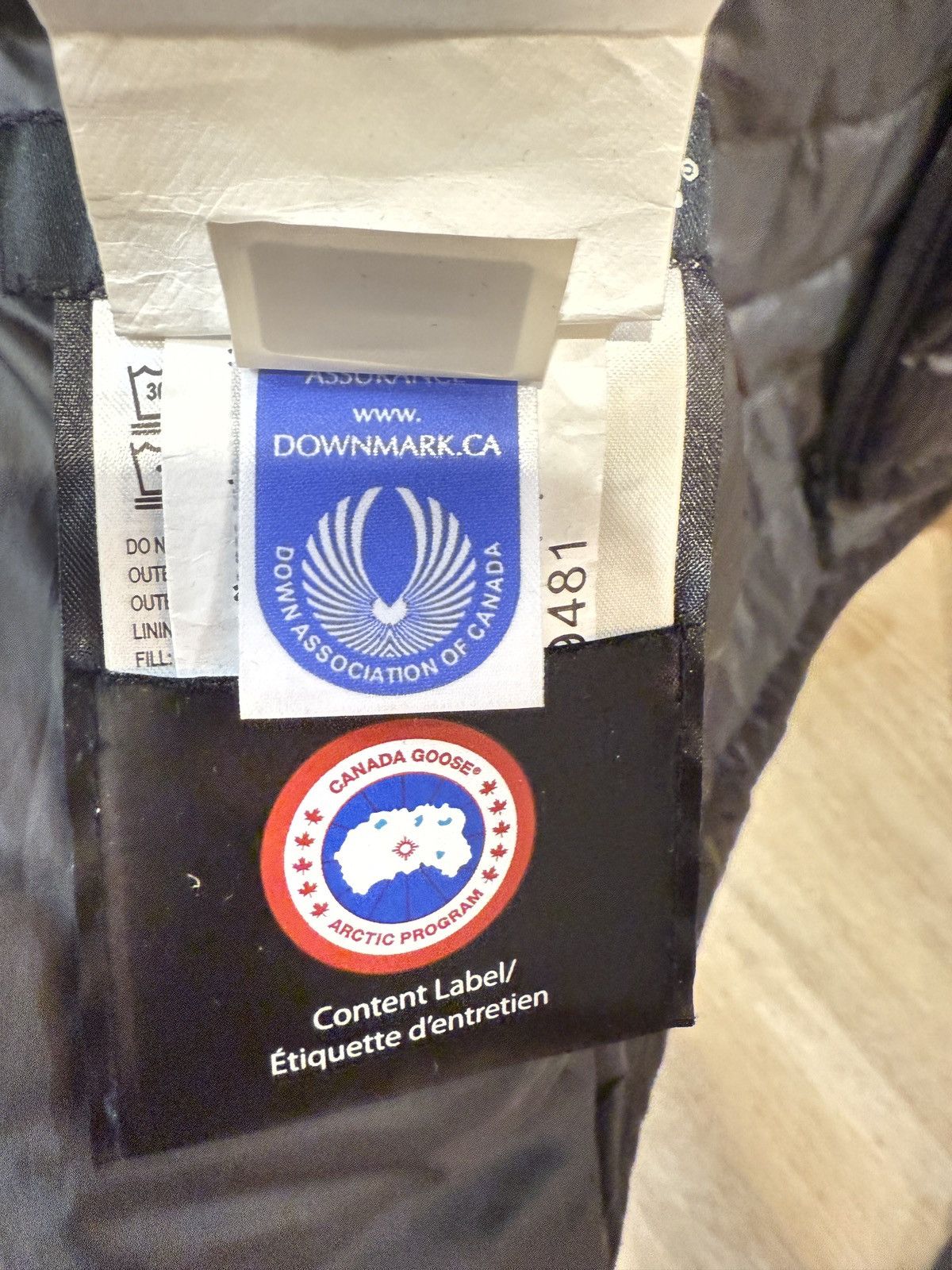 Canada Goose Canada Goose HyBridge Lite Jacket Quilted Size US S / EU 44-46 / 1 - 5 Thumbnail