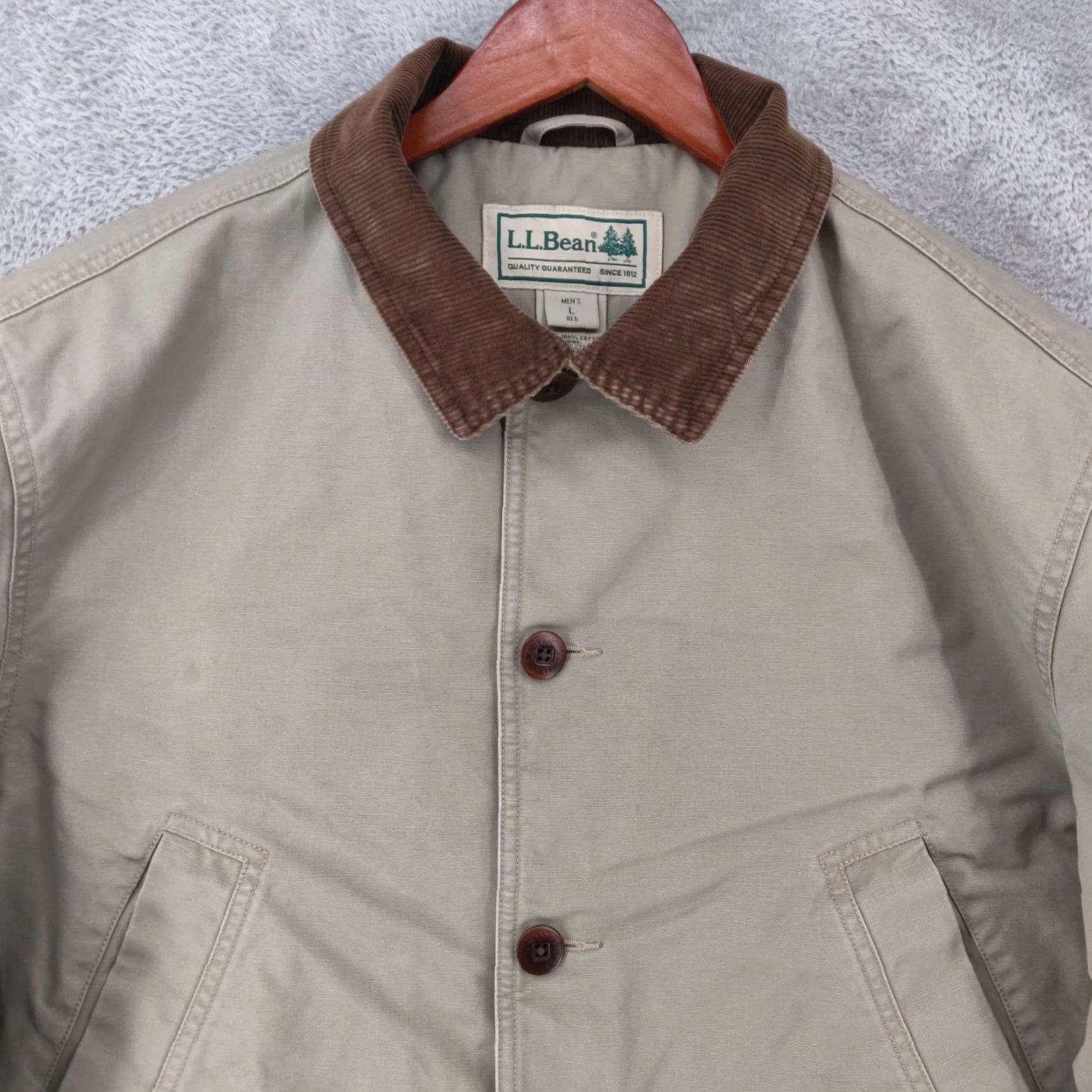 Vintage VINTAGE L.L. Bean Jacket Men Large Beige Quilt Lined Corduroy Trim Barn Chore Coat Jacket Size US L / EU 52-54 / 3 - 2 Thumbnail