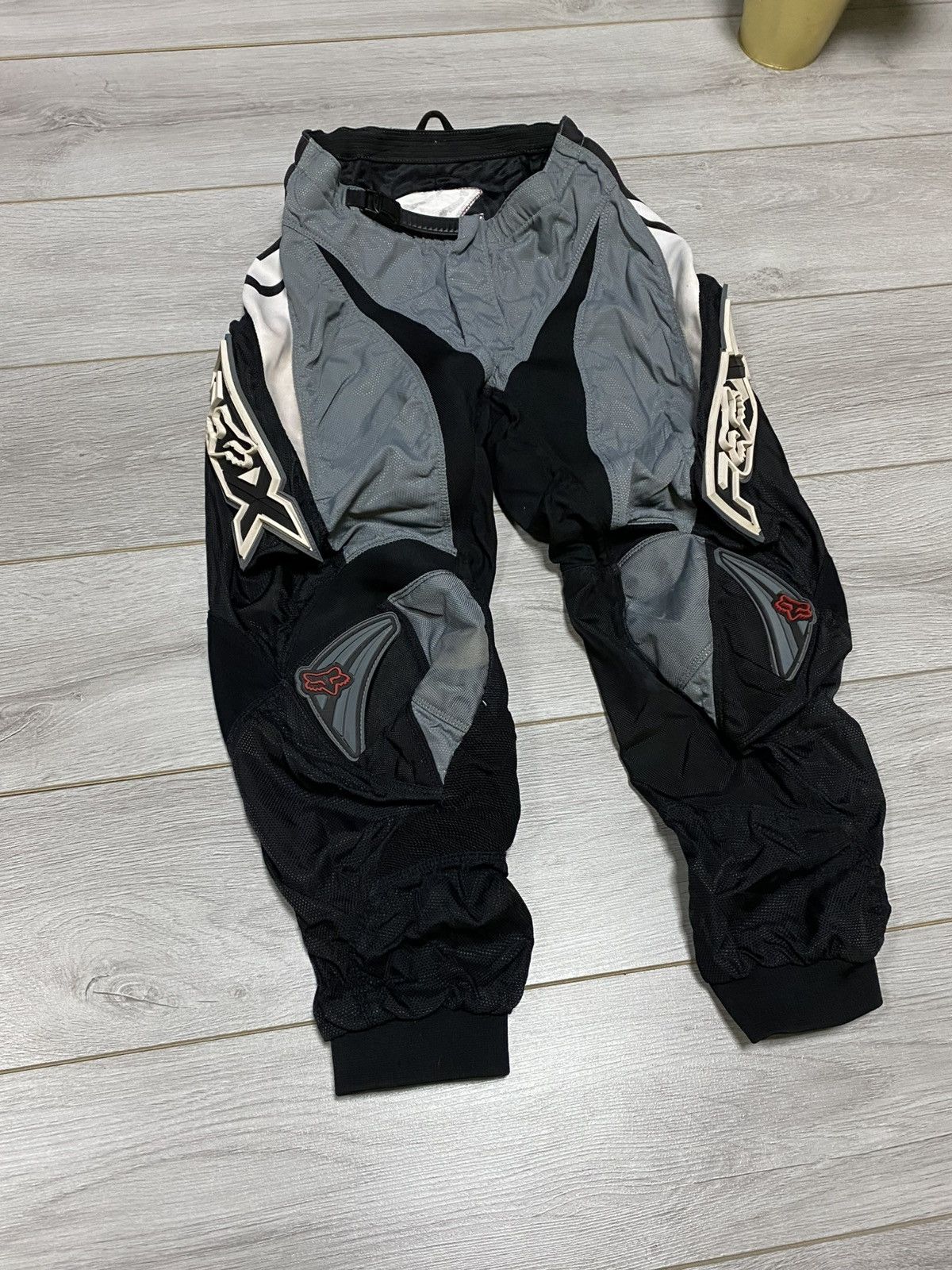 Fox Racing Fox motocross pants protection Size US 30 / EU 46 - 2 Thumbnail