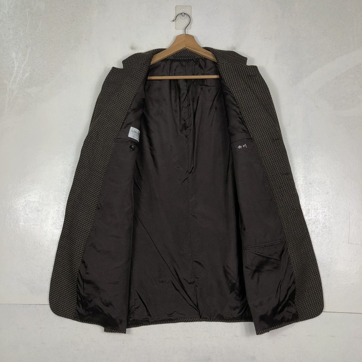 Armani Collezioni × Designer × Vintage 📌VINTAGE ARMANI COLLEZIONI MADE IN ITALY TARTAN DESIGN Size US M / EU 48-50 / 2 - 14 Thumbnail