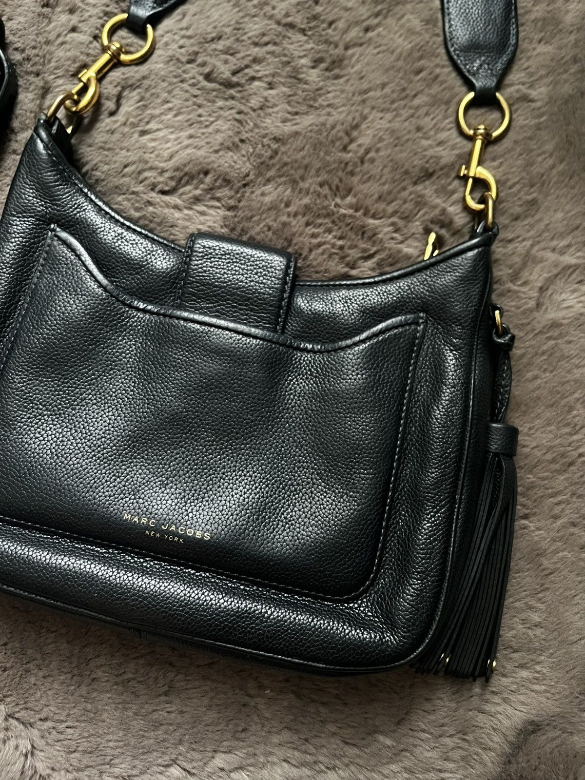 Marc Jacobs Marc Jacobs Leather Hobo Bag Black Gold Hardware 2 Straps Size ONE SIZE - 12 Thumbnail