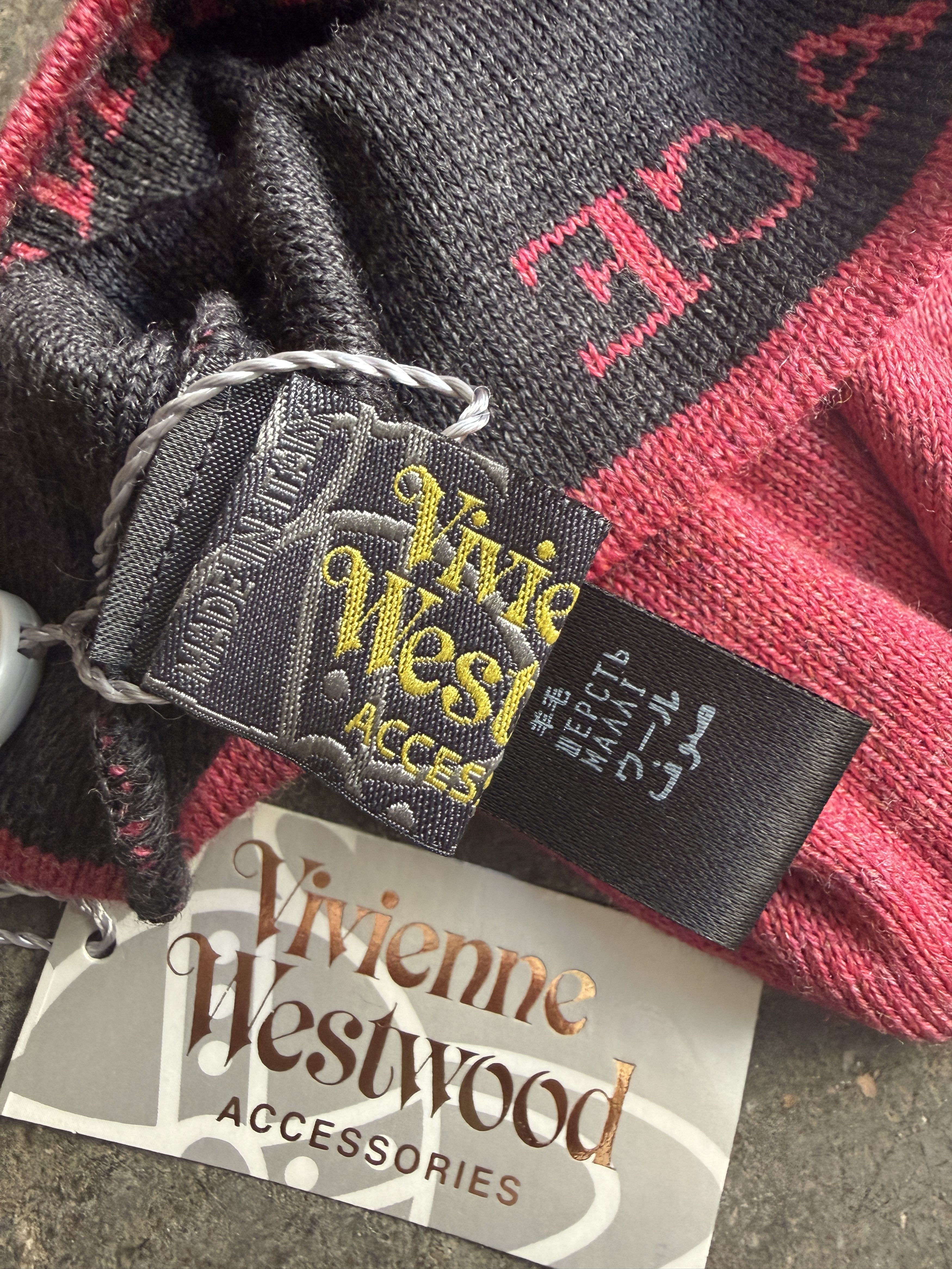 Vivienne Westwood NWT University of Peace Wool Kids Beanie Size ONE SIZE - 4 Thumbnail