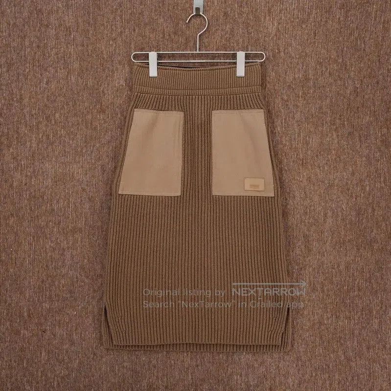 Burberry Burberry Brown Knitted Midi Skirt for Women. Size 23" - 1 Thumbnail