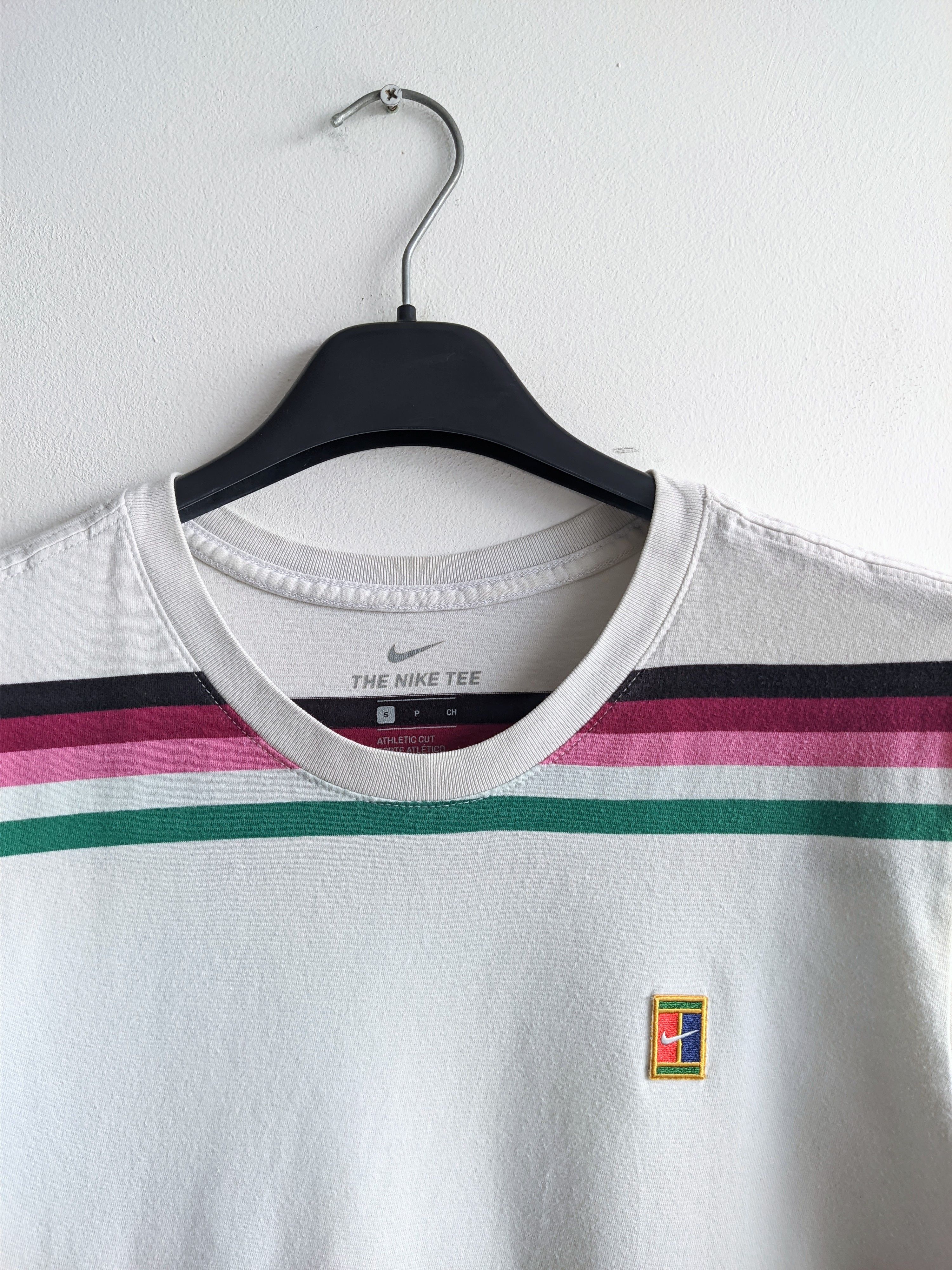 Nike Vintage nike tshirt court striped y2k Size US S / EU 44-46 / 1 - 3 Thumbnail