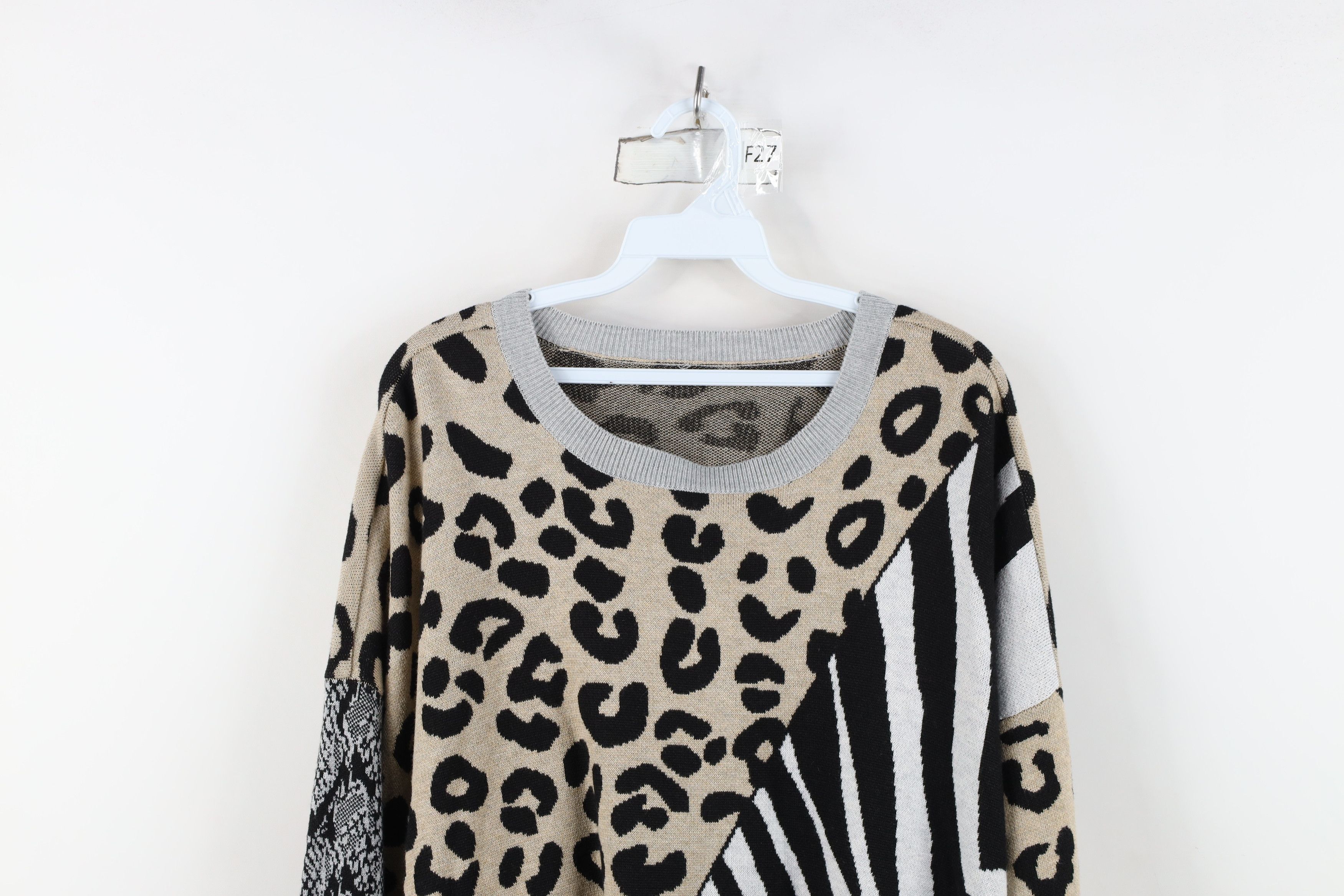 Vintage Vintage 90s Y2K Streetwear Nature Animal Print Sweater Size 3XL / US 20-22 - 2 Thumbnail
