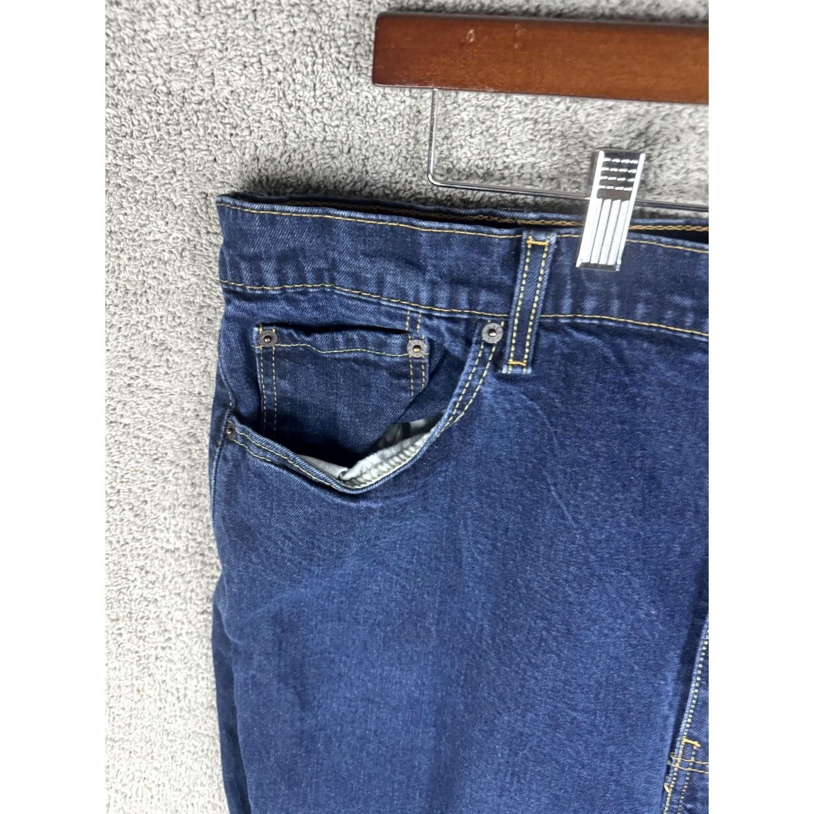Levi's Levi's 550 Jeans Mens 44x29 Dark Blue Denim Relaxed Tapered Fit Size US 44 / EU 60 - 2 Thumbnail