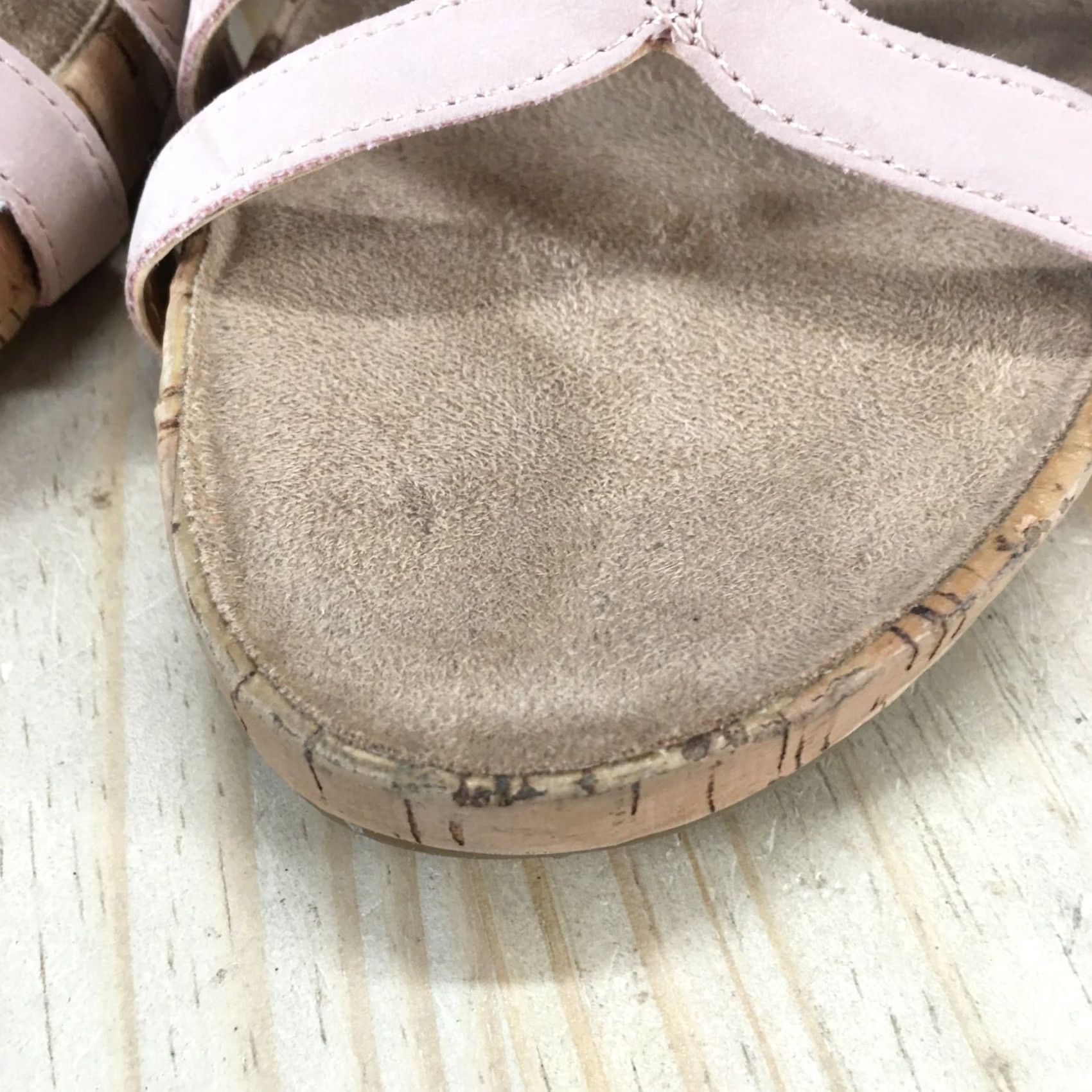 Vintage Aerosoles Sandals Womens 10 M Luxplush Slingback Pink Faux Leather Wedge Heels Size US 10 / IT 40 - 4 Thumbnail