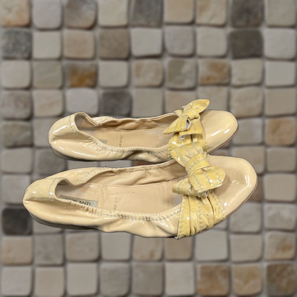 VINTAGE Parlanti Women's Flats Size 38 EU 7.5 US Beige Patent Leather Bow Slip On Casual Dress Shoes
