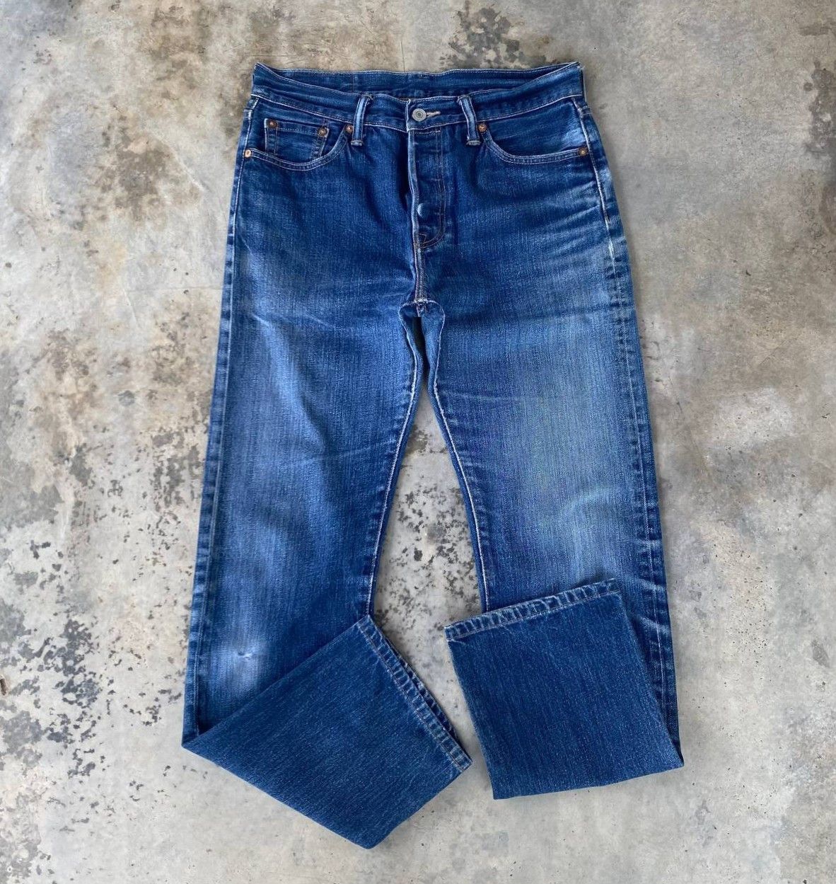 Levi's Vintage Clothing W30X30 VINTAGE LEVIS 501 FADED BLUE Size US 30 / EU 46 - 4 Thumbnail