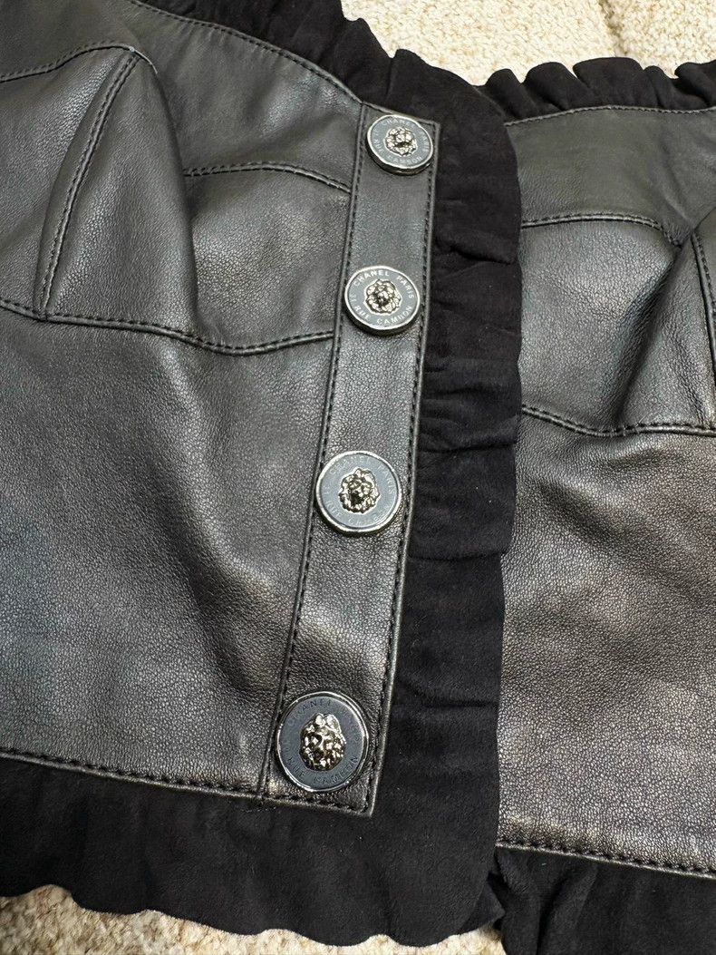 Chanel Chanel 22P black 36 yards velvet edge lambskin suspenders Size XS / US 0-2 / IT 36-38 - 4 Thumbnail