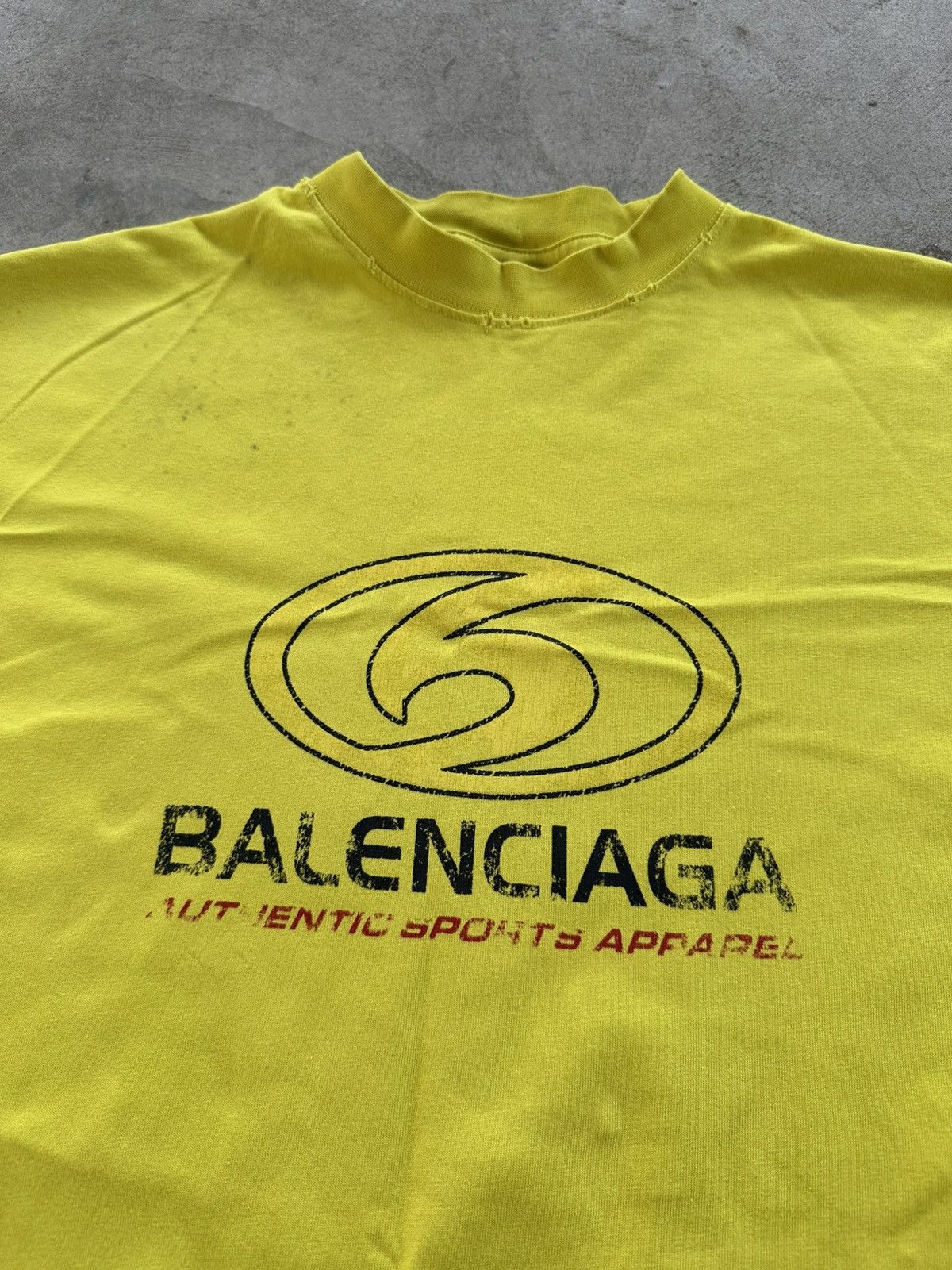 Vintage Balenciaga Style Unisex Graphic Logo T-Shirt Authentic Size US L / EU 52-54 / 3 - 4 Thumbnail