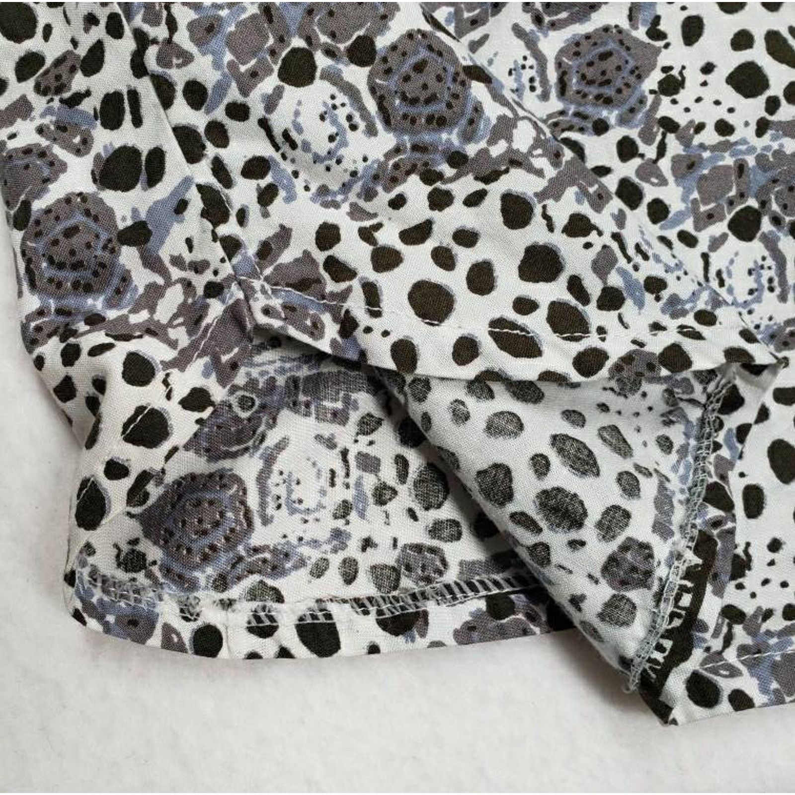 Other Animal Print Block Print Button Up Shirt Mens Small White Size US S / EU 44-46 / 1 - 16 Thumbnail