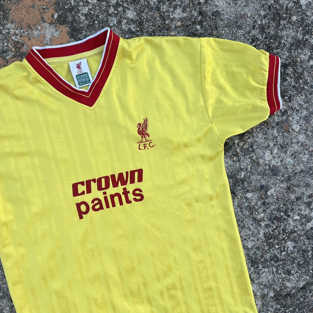 Adidas × Vintage Vintage Y2K Blockcore Adidas England Liverpool Jersey 96/98 Size US L / EU 52-54 / 3 - 4 Thumbnail