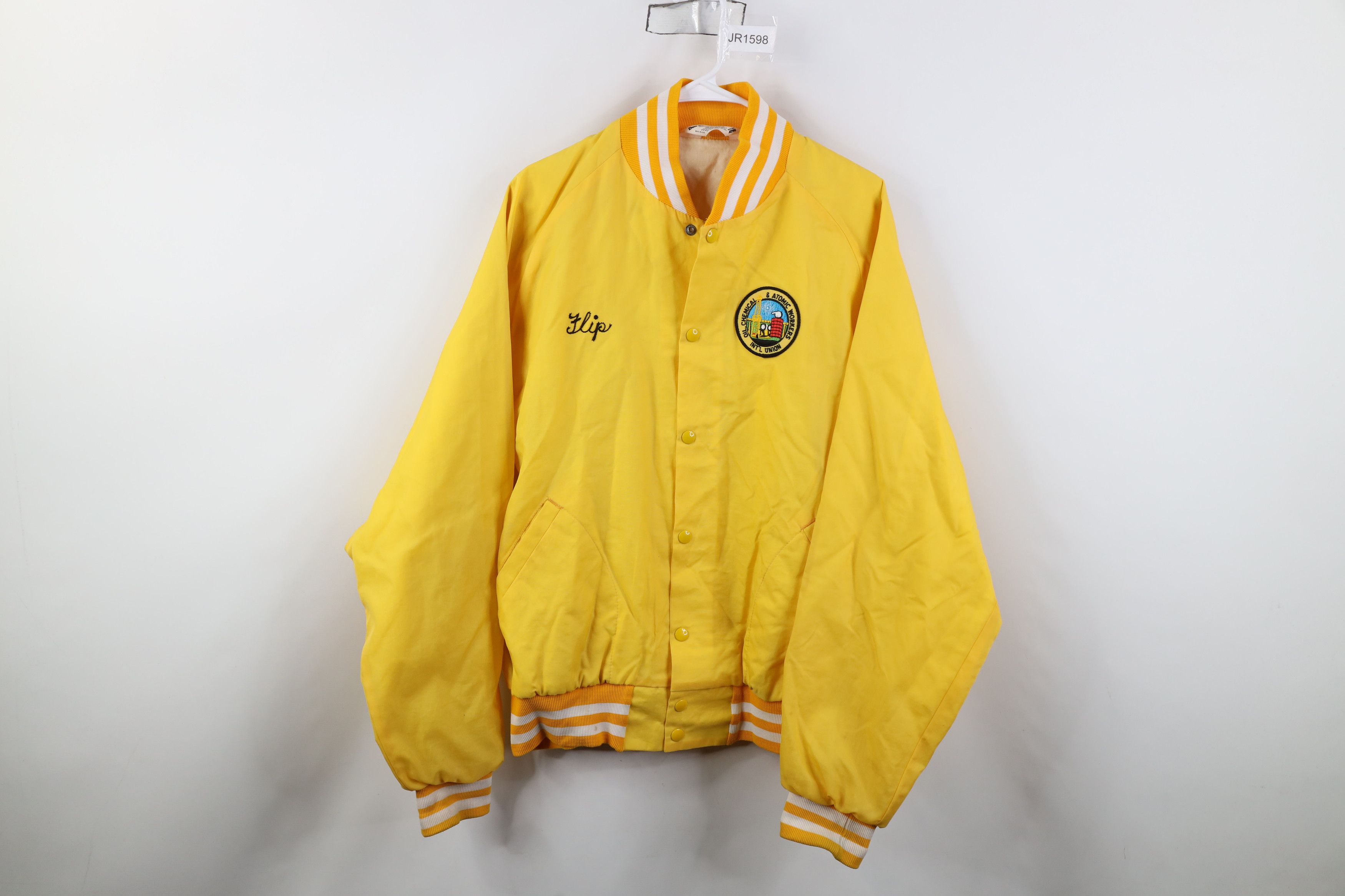 Vintage Vintage 70s Oil Chemical Atomic International Bomber Jacket Size US XL / EU 56 / 4 - 1 Thumbnail