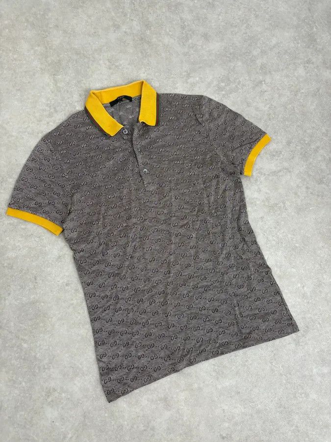 Gucci 2000s Gucci Grey Monogram Contrast Yellow Collar Polo Size US S / EU 44-46 / 1 - 4 Thumbnail